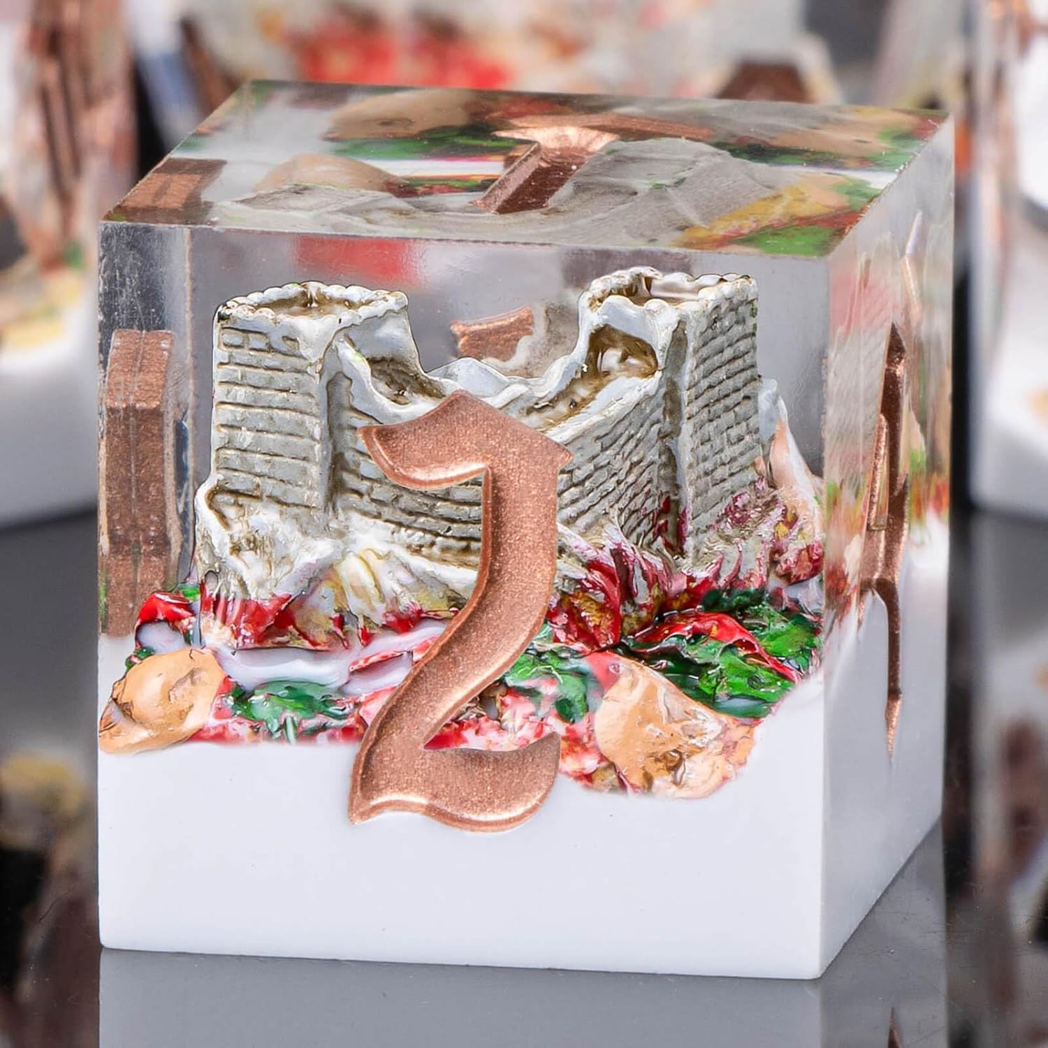 OUKELANWO Resin DND Dice Set with Gift Box, Unique Dice of Mountain Landscape, Polyhedral Sharp Edge RPG D and D Role Playing Dice (White)