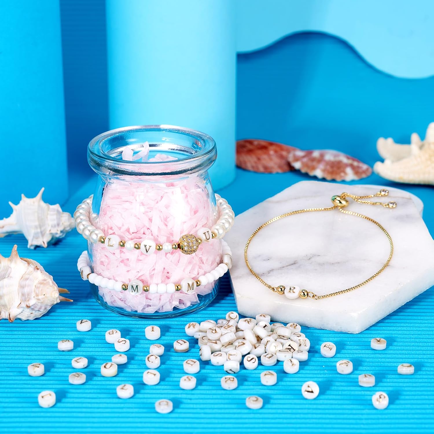 Pandahall 20pcs Shell Letter Beads Natural Freshwater Shell Beads with Golden Alphabet Letter M Flat Round Seashell Charms Beads with 0.8mm Hole for Bracelets Jewelry Making Key Chains - Image 5