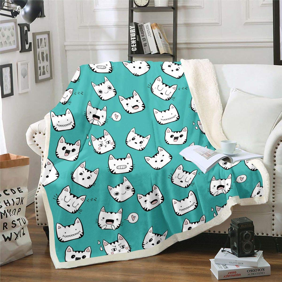 Missing Cartoon Cats Sherpa Fleece Throw Blanket - Cute Kitten Animal Design, Green Plush Fuzzy Blanket for Kids, Boys, Girls, Sofa, Bed, King 87x94 Inch — image 1