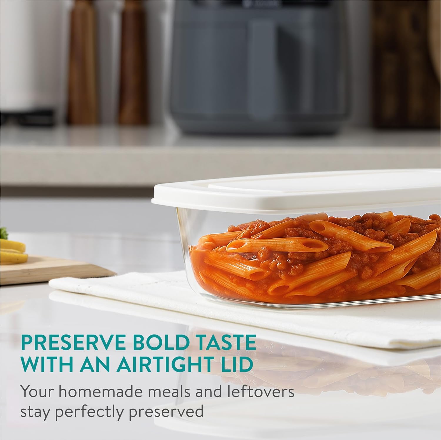 Navaris Glass Loaf Pan with Lid - Borosilicate Glass Bread Bakeware - Food Meal Prep Containers with Lids - Baking Dishes & Storage for Oven & Microwave - 60.8oz (1.8L) Set of 2