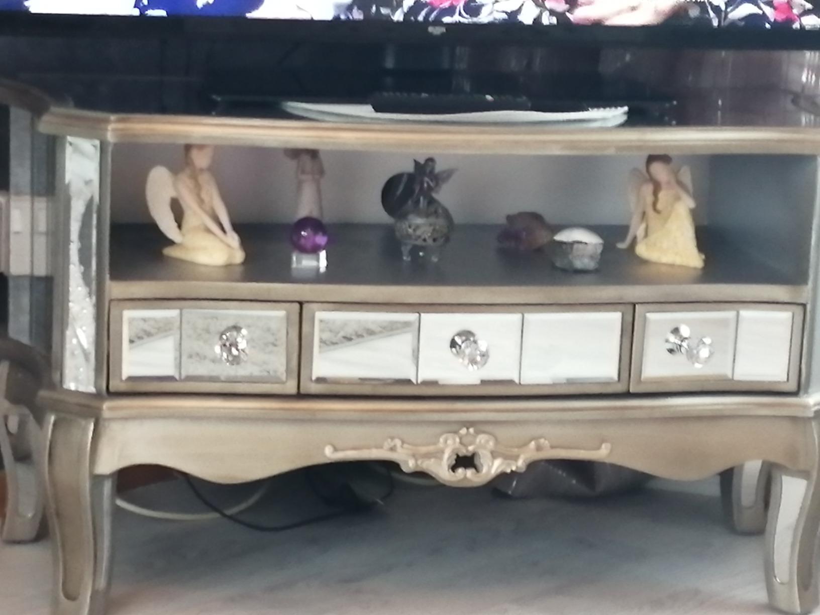 Melody Maison Vintage Silver Mirrored TV Tiffany Range