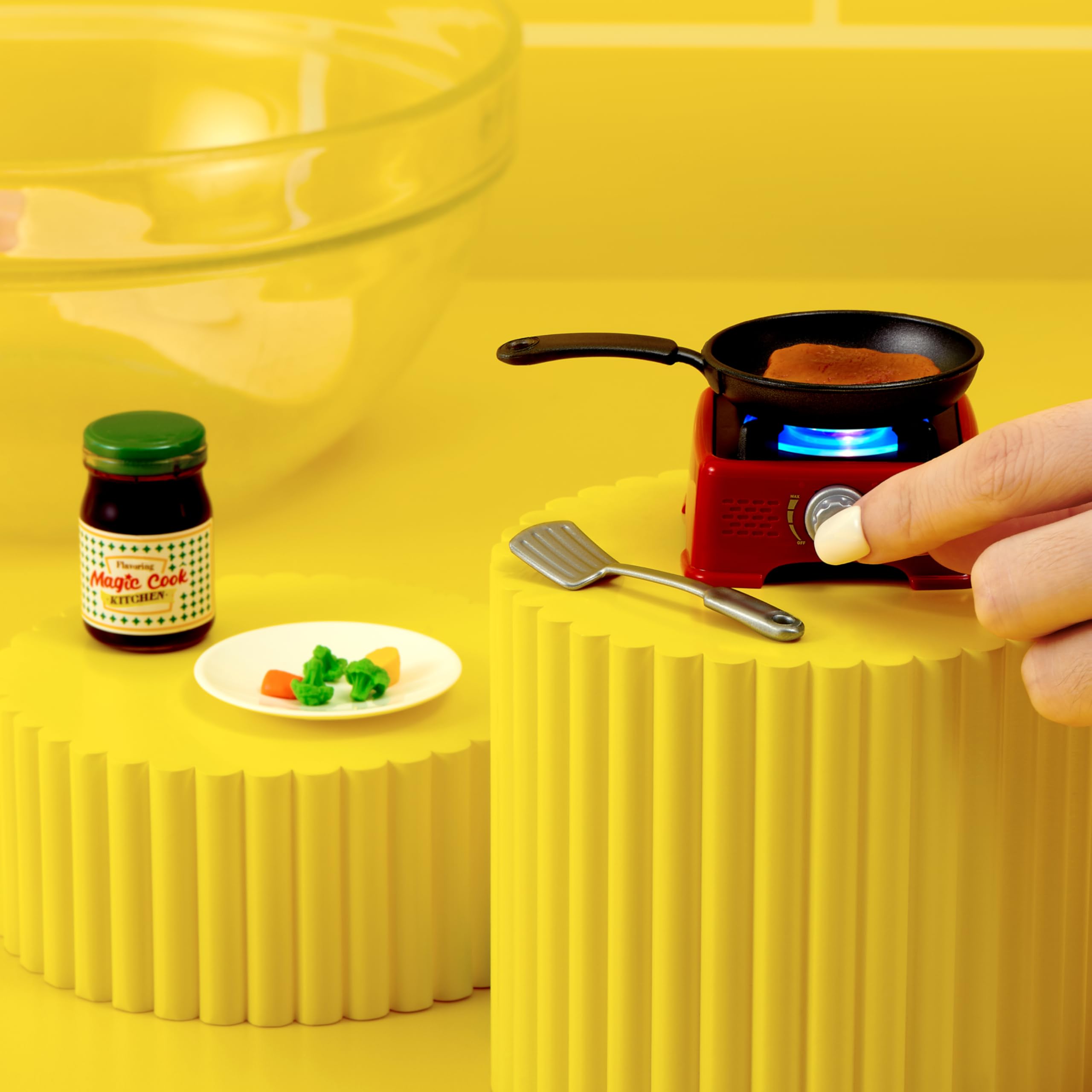 Mini Brands Magic Cook Kitchen Capsule Series 1 (Pasta Maker) by ZURU: Capsule con mini elettrodomestici funzionanti, collezionabile non commestibile. Per bambini 8+, adolescenti, adulti - 3