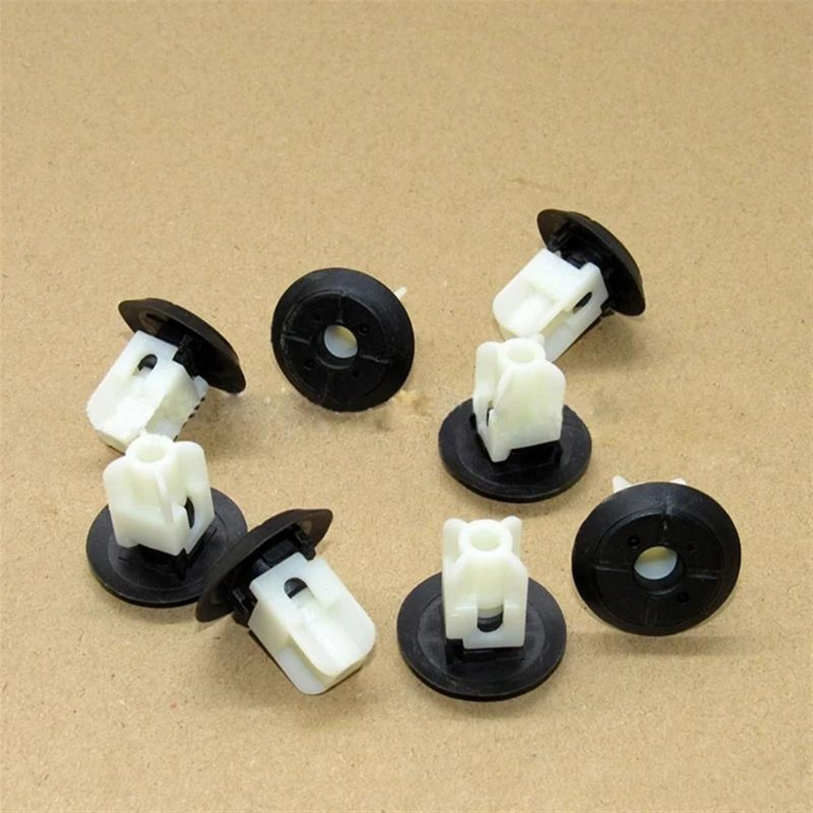 Accessoires de Voiture Clips De Fixation De Pare-Chocs De Voiture, Rivet De Retenue De Panneau De Porte, Doublure De Moulage Universelle pour BMW X1 X3-X5(100pcs)