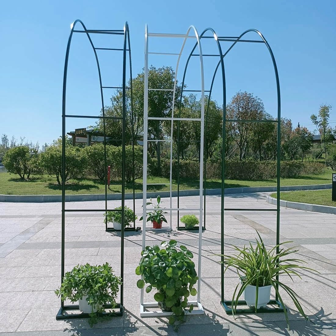 Regulowany metalowy łuk ogrodowy – solidna biało-czarna kratka do roślin pnących, dekoracja ślubna na zewnątrz, szerokość 80-350 cm, dł. 280 x szer. 40 x wys. 220 cm, idealna na imprezy ogrodowe i