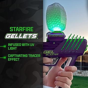 Gel Blaster Glow-in-The-Dark Starfire Activator Accessory مع 5000 حبيبات Starfire مضمنة - مرفق ضوء الأشعة فوق البنفسجية لتأثيرات التتبع - حبيبات Starfire لمعارك Ultimate Nighttime - الأعمار 14 +