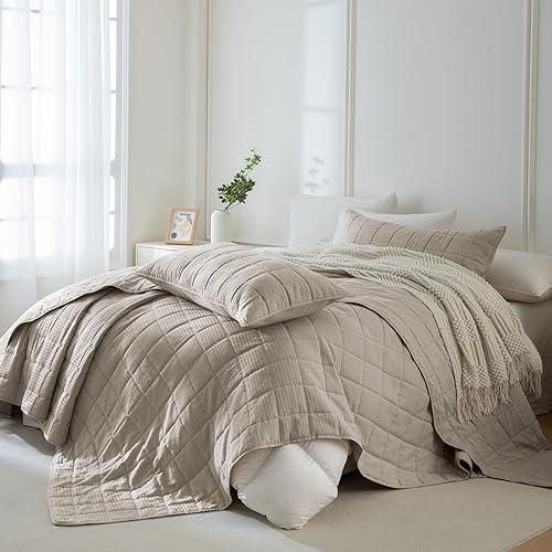 Masaca Colcha extragrande King de 120 x 120 pulgadas, juego de edredón de tejido de gofre, juego de ropa de cama de 3 piezas, color caqui oscuro,