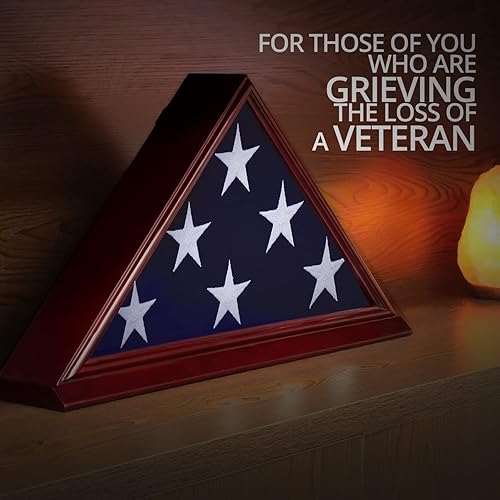 Miniatura 6 de ANLEY Vitrina conmemorativa de madera maciza con base, parte delantera de cristal real, marco de bandera de entierro montado en la pared, caja de