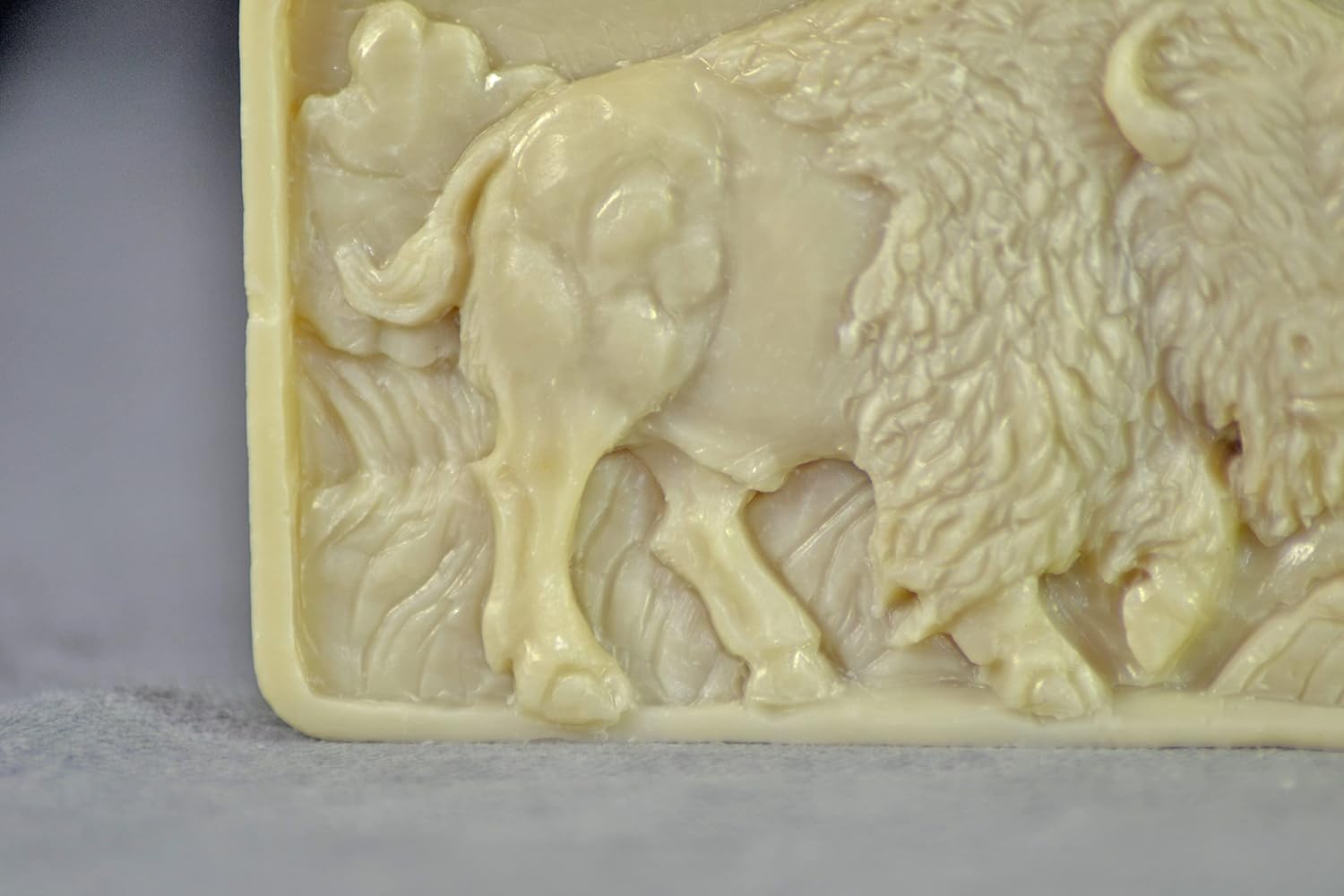 Bison Soap Mold – 3D Buffalo Silicone Mold for Soap Making, Resin, Wax, Plaster, Clay and Other Crafts.