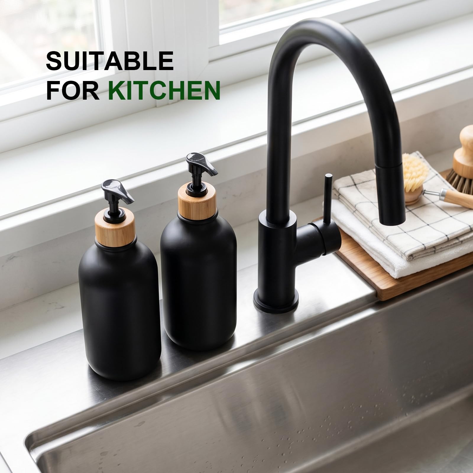 KASUNTING Dispensador de jabón negro, paquete de 4 dispensadores de jabón de manos para baño con bomba de bambú, juego de dispensador de manos y platos de plástico de 17 onzas líquidas para cocina,
