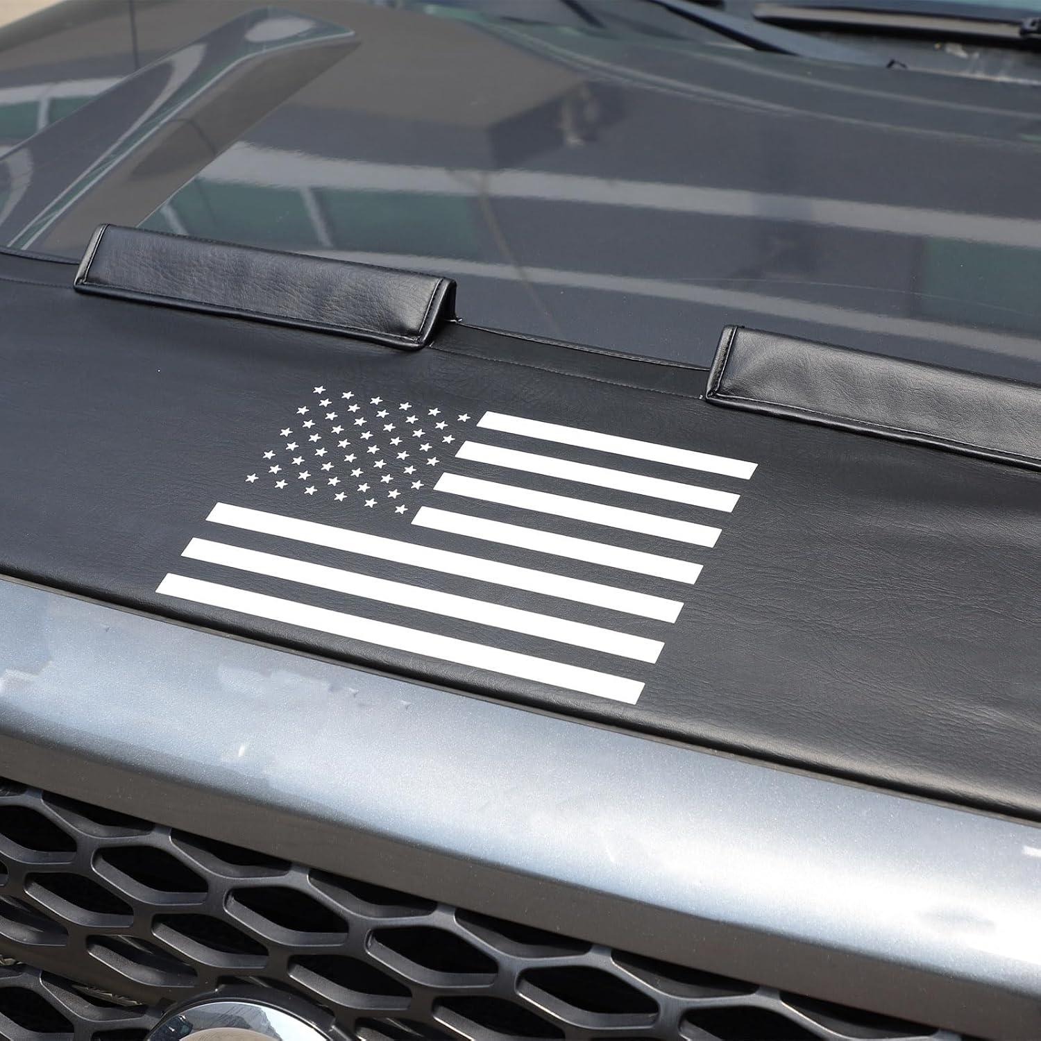 Car Hood Protector Bra, Auto Ventshade Compatible with Nissan Titan 2016-2023, Bug Flector Hood Shield Leather, Hood Bra Front End Nose Mask Accessories (Flag Style)