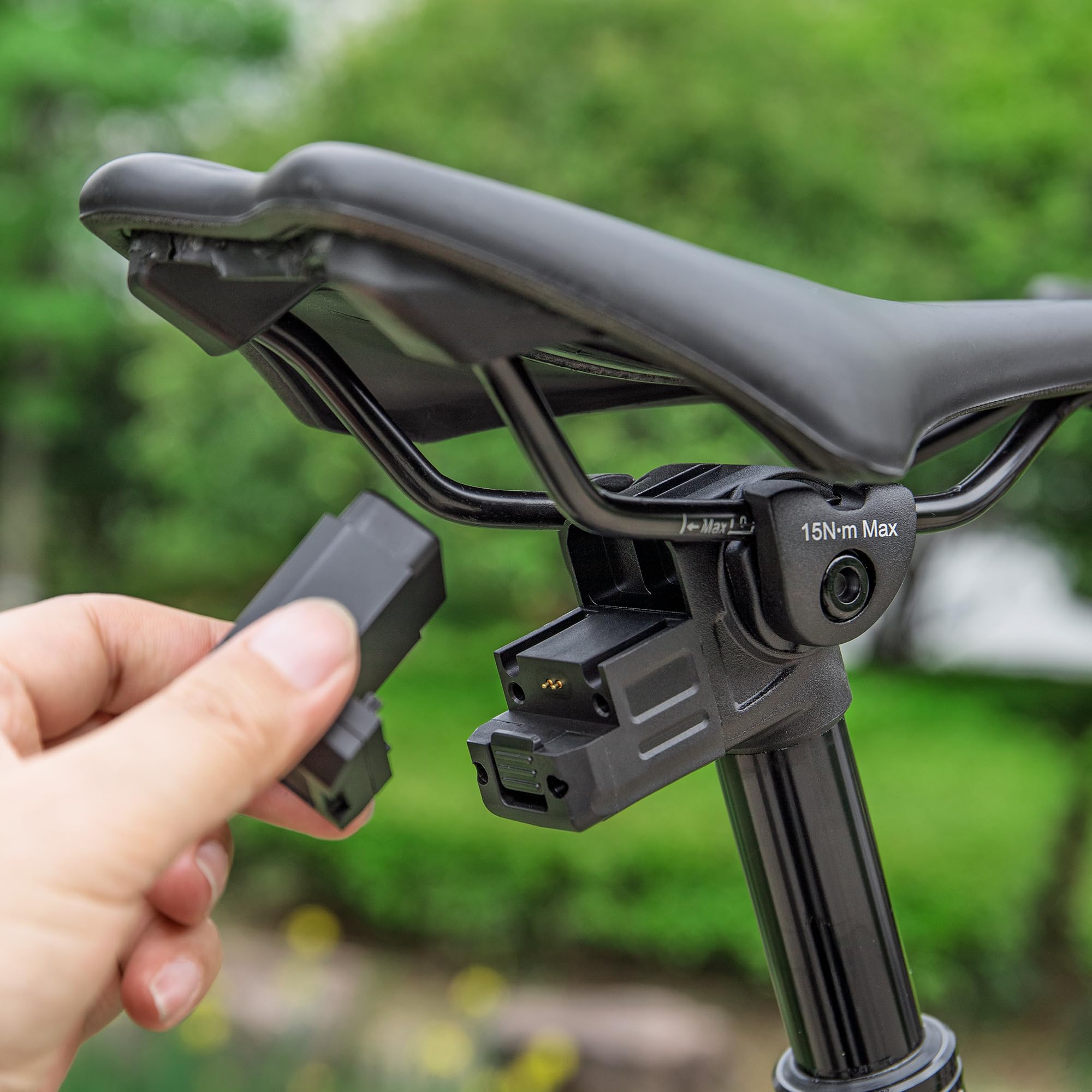 CXWXC Tige de selle abaissable sans fil 27,2 / 30,9 / 31,6 mm - 125 mm - Tige de selle avec télécommande pour VTT, gravel et vélos électriques