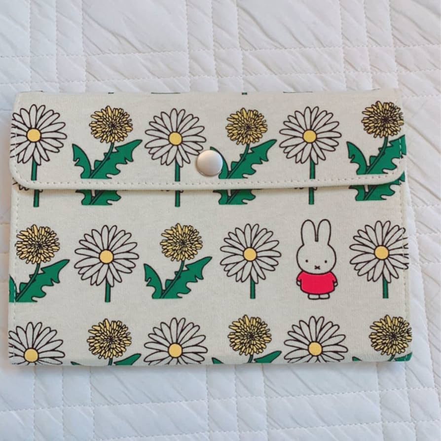 studioCLIP ミッフィー ジャガードマルチクロスとフラワーベース