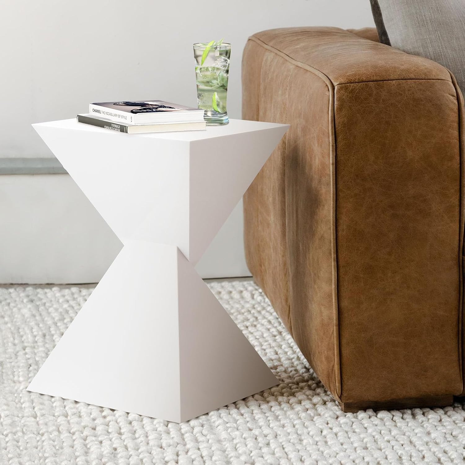 BECHAEO 12.6" White Acrylic Side Table, Small End Tables for Small Spaces, Modern Acrylic End Tables Living Room Bedroom Nightstand with Irregular, Lightweight Farmhouse Outdoor Side Tables for Patio