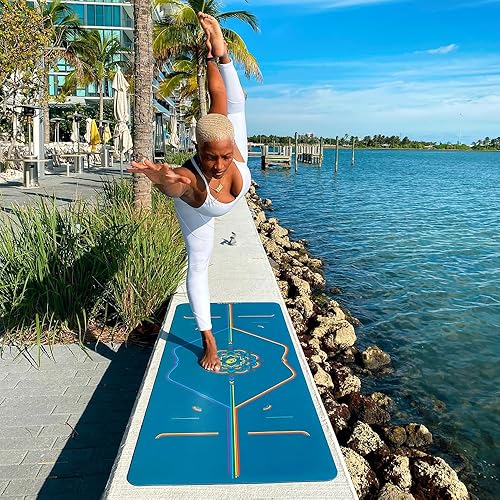 Miniatura 4 de Liforme Esterilla de yoga de viaje – Sistema de alineación patentado, agarre guerrero, antideslizante, ecológico, ultraligero y resistente al sudor