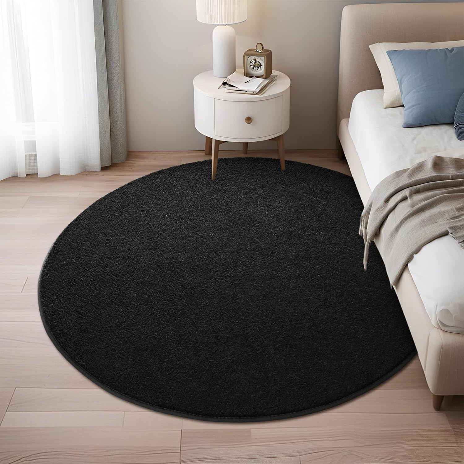 Nuttumico Black Ultra Soft Round Area Rugs for Living Room Bedroom, 4x4 Feet Black Washable Non-Slip Indoor Rugs, Thickened Memory Foam Modern Indoor Circle Carpet for Boys Girls Room Home Decor