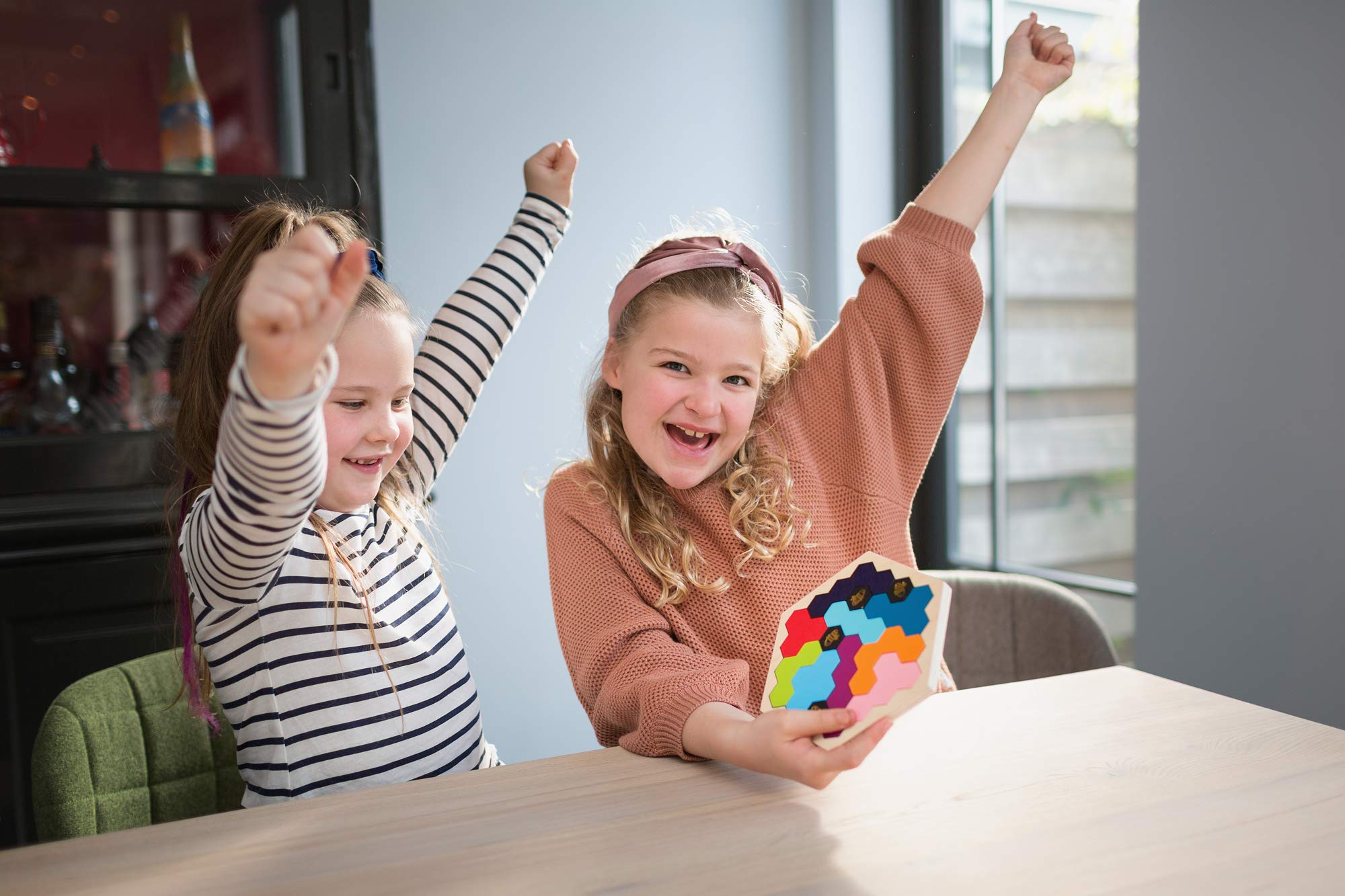 BS Toys Bienenpuzzle Aus Holz – Kniffliges IQ‑Spiel Für Kinder Ab 3, Mit Karten In Verschiedenen Schwierigkeitsgraden