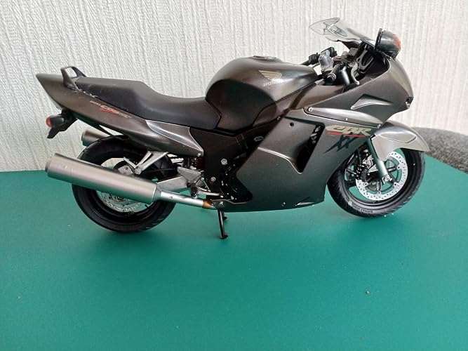 Amazon | タミヤ 1/12 オートバイシリーズ No.70 ホンダ CBR1100XX
