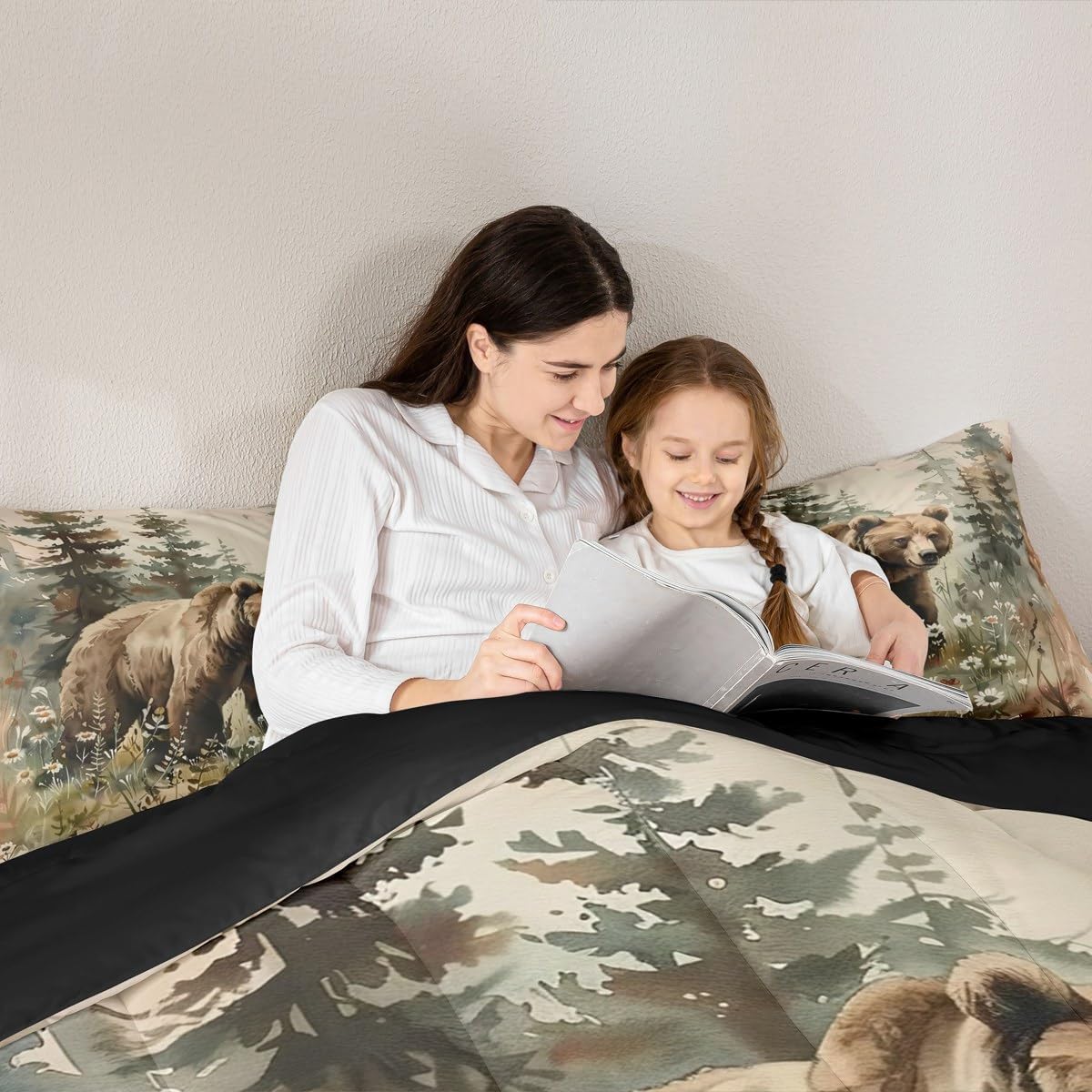 Feelyou Bear Bedding Set Queen Size Kids Woodland Bear Comforter Cover for Boys Girls Teens Forest Nature Wildlife Duvet Cover Onion Green Quilt Set Breathable Soft Lightweight Microfiber