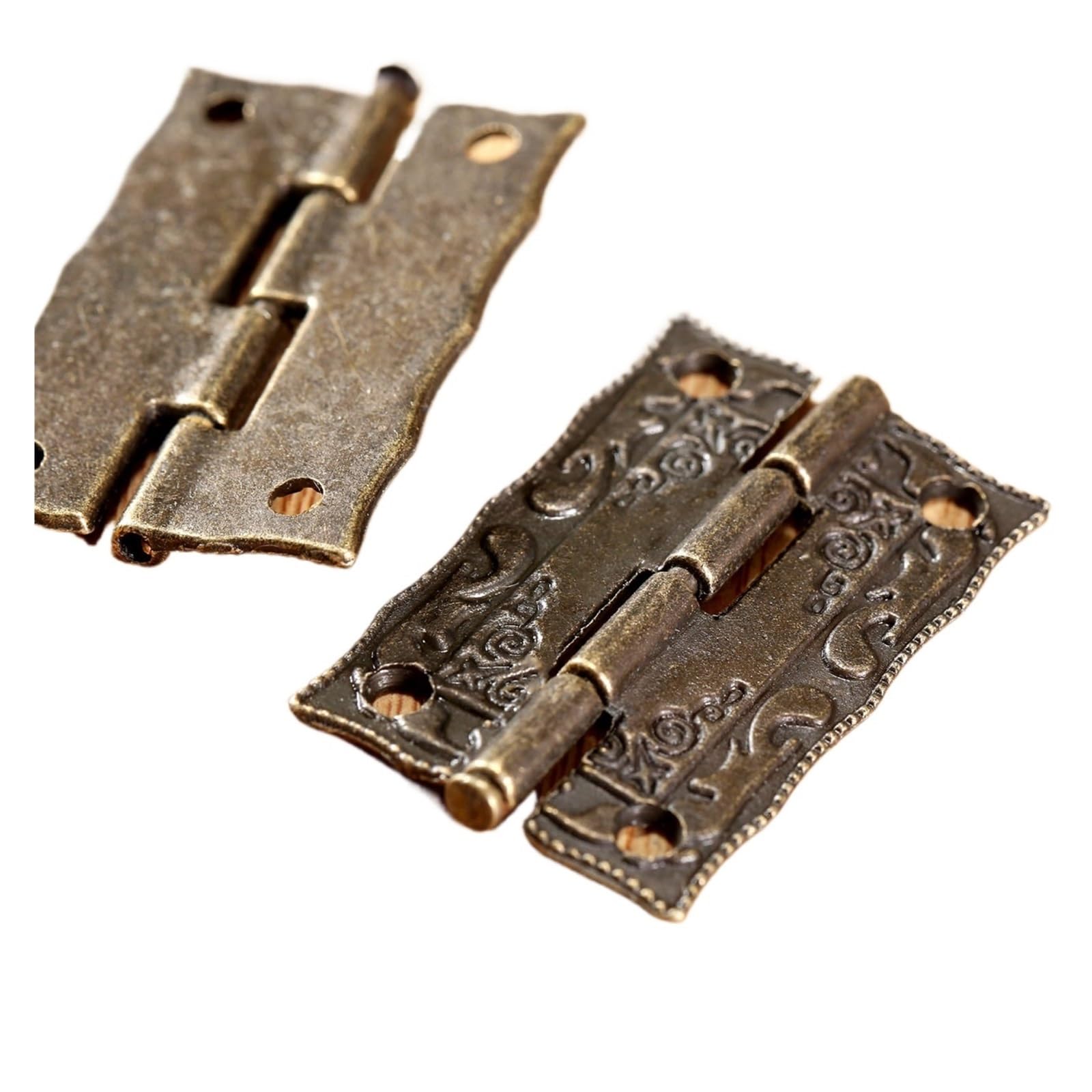 Charnières de meubles pour réparer une porte d'armoire qui frotte x2