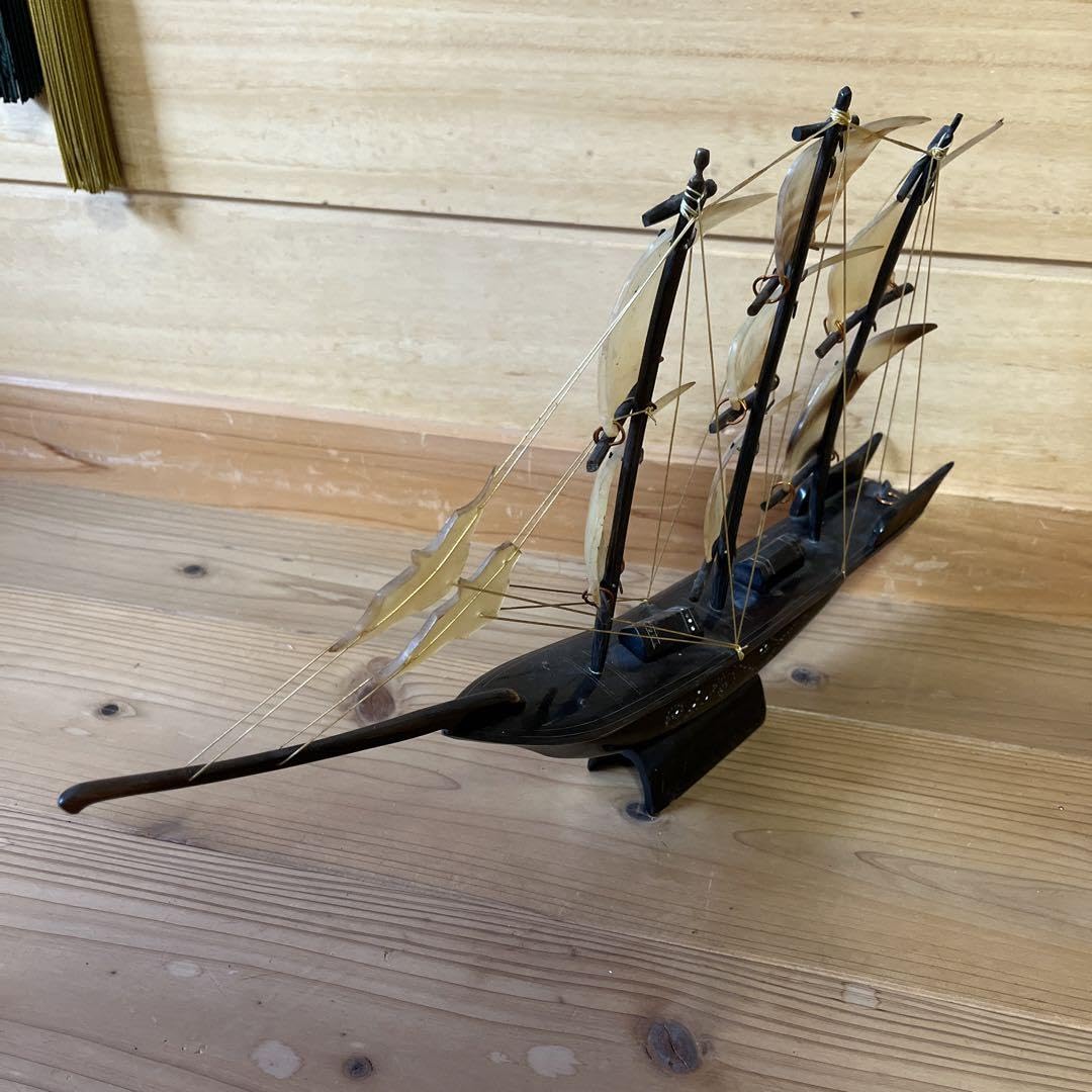 ビンテージ　水牛の角　帆船　オブジェ(インテリア) 置物 ビンテージ 水牛の角 帆船 オブジェ(インテリア) 置物 Amazon.co.jp