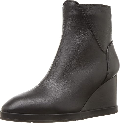 aquatalia judy boot