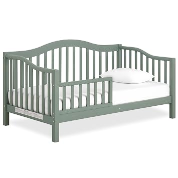 Dream On Me Austin Toddler Day Bed with Rails in Meadow Green, Low to Floor Toddler Day Bed, Greenguard Gold & Baby Safety Alliance Certified, Non-Toxic Finishes, Side Safety Guard Rail