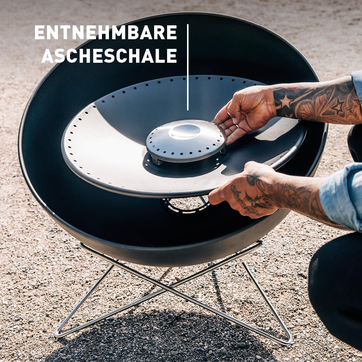höfats - Bowl 57 Feuerschale mit Edelstahl Sternfuß - raucharme Verbrennung - Feuerstelle mit Plancha Grillplatte und Grillrost nutzbar - kippbarer Feuerkorb Stahl emailliert, schwarz, Ø 57 cm