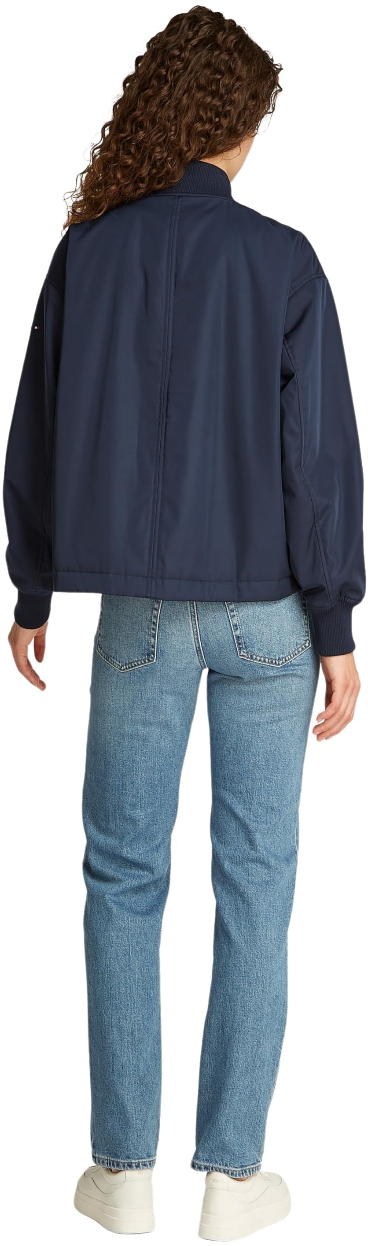 Mode von Calvin Klein & Tommy Hilfiger