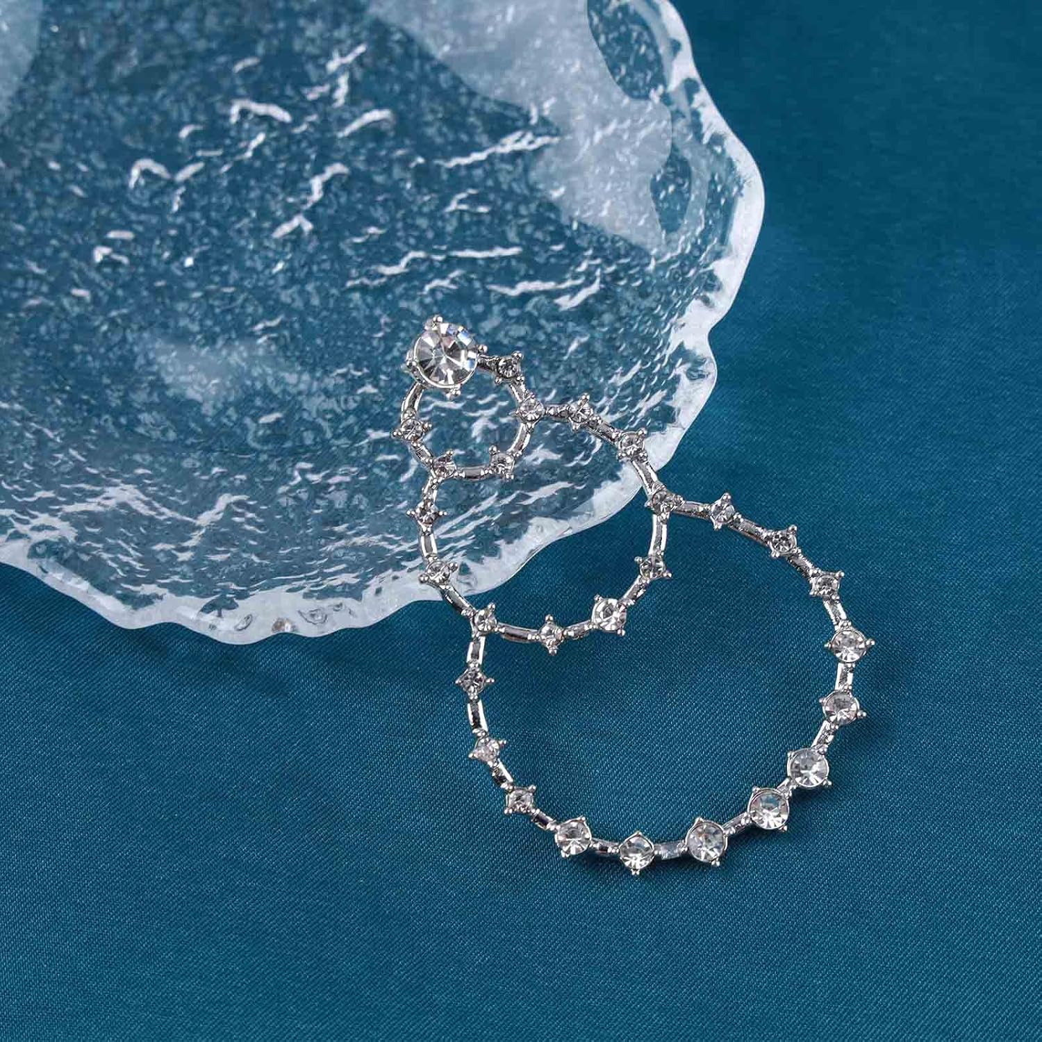 Andelaisi Boho Rhinestone Circle Earrings Silver Crystal Circle Dangle Earrings Large Crystal Cz Circle Drop Hoop Earrings Vintage Rhinestone Circle Exaggerate Earrings Jewelry for Women - Image 4