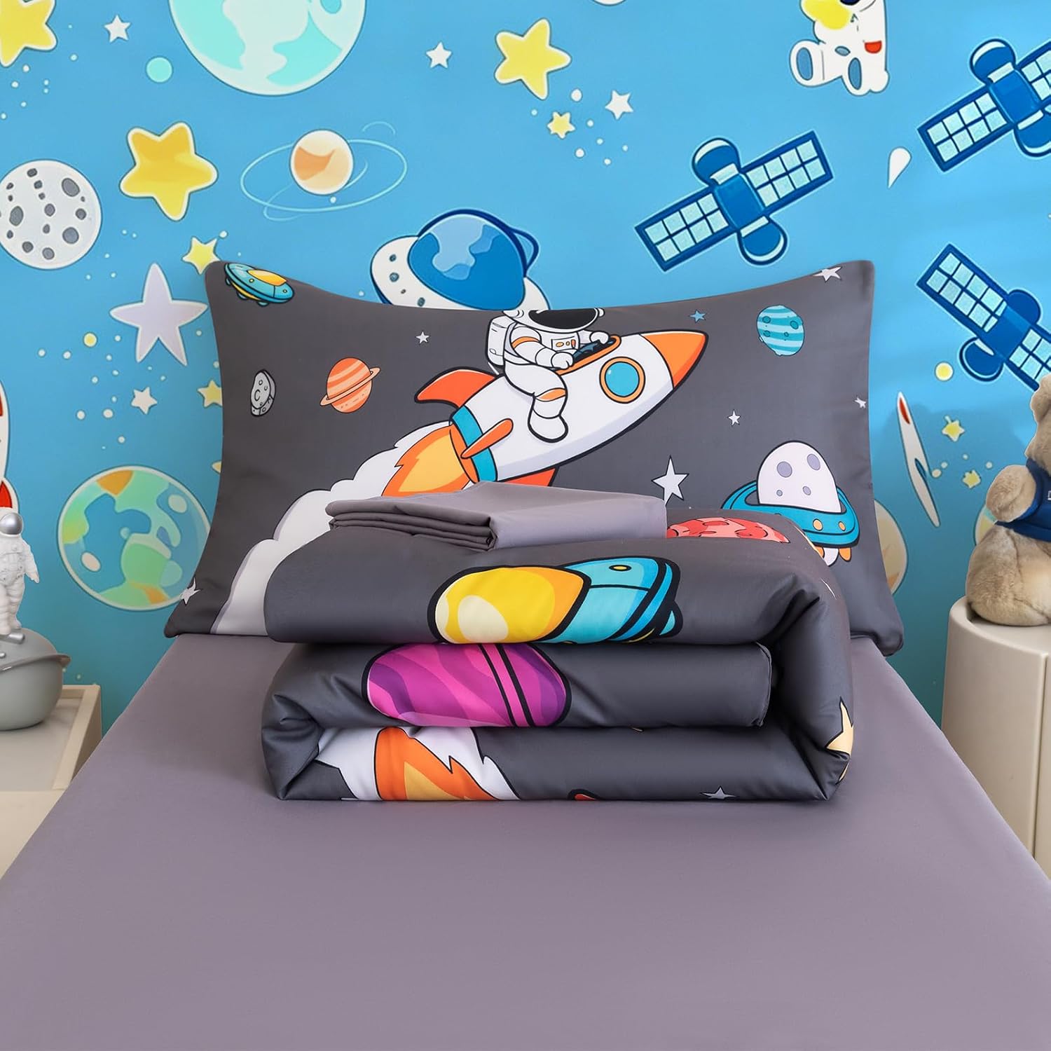 Astronaut Toddler Bedding Set for Boys, 4-Piece Crib Bedding Set Including Comforter, Fitted Sheet, Flat Top Sheet, and Pillowcase, Space-Themed Bedding Set for Baby's Bedroom, Grey