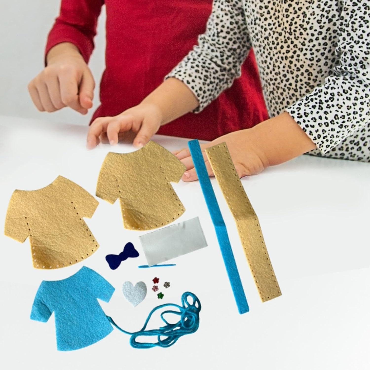 CALANDIS™ DIY Sewing Kit Lightweight Cartoon Felt Handbag Material Child Sewing Crafts Clothes | Craft Kits | Kids Crafts