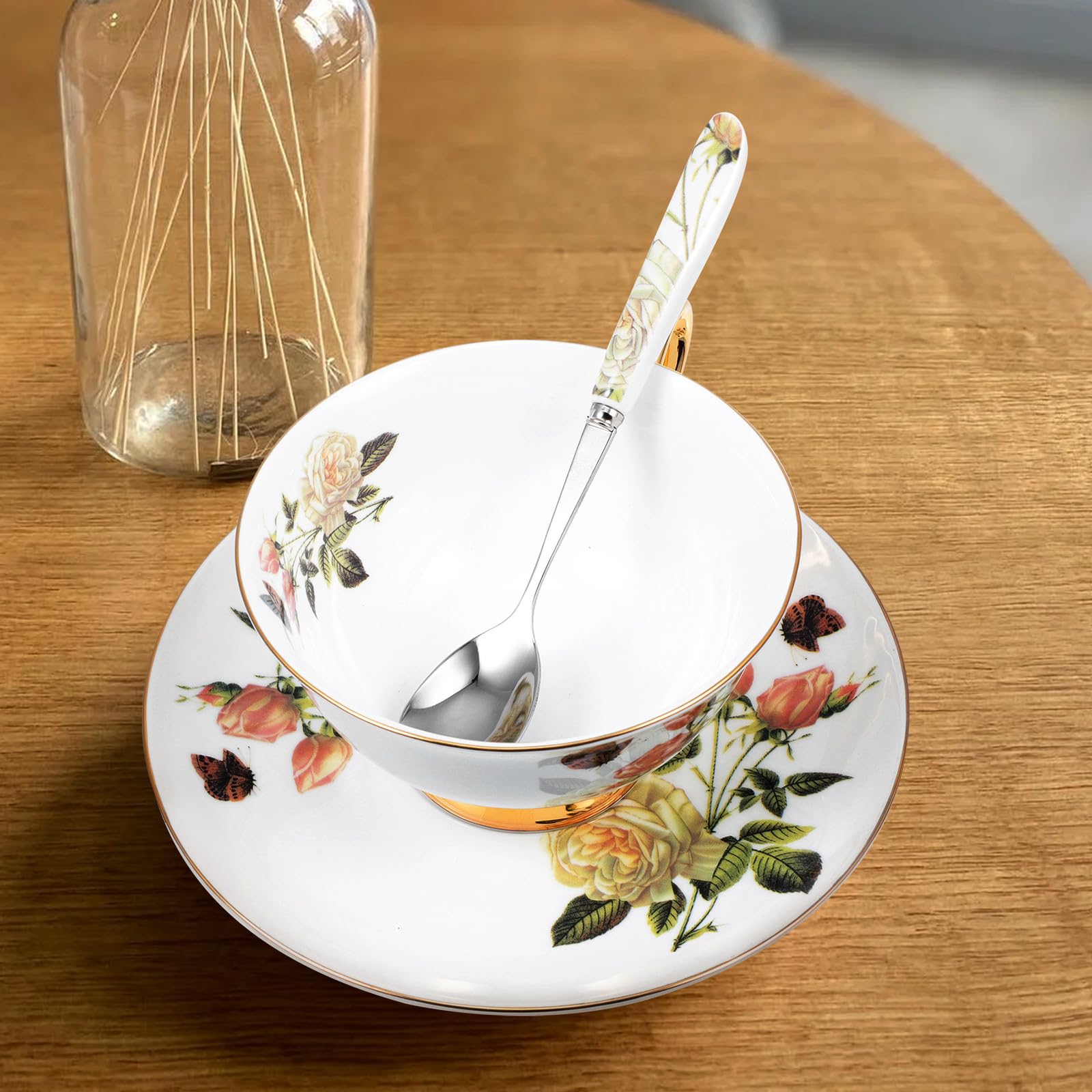 NUOBESTY Taza de Café de Cerámica con Plato, Juego de 1 Pieza para Latte | Capuchino, Uso en Hogar y Cafetería, Diseño Creativo y Apariencia Delicada