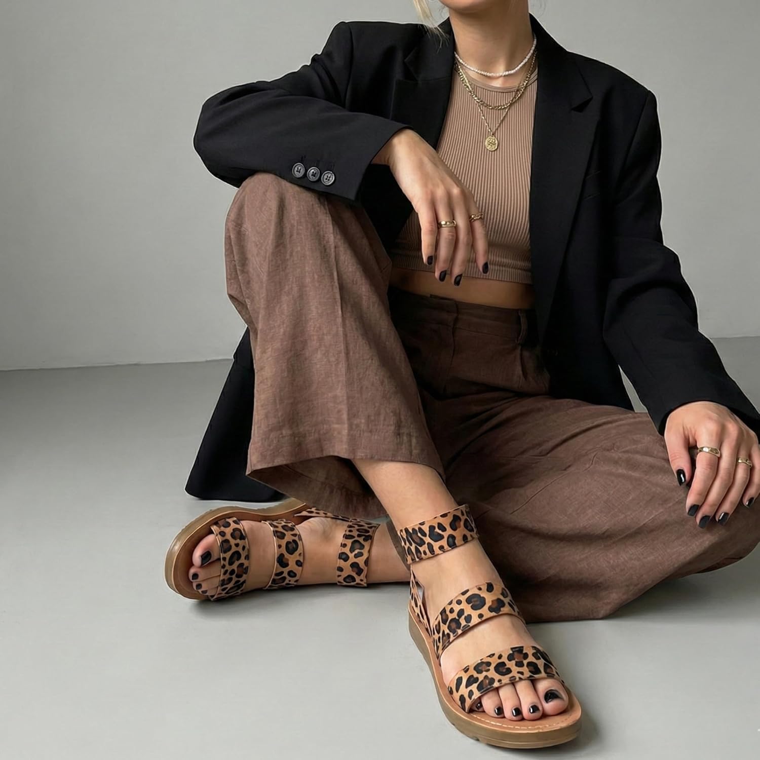 CUSHIONAIRE Women's Indego Stretch Sandal - Image 2