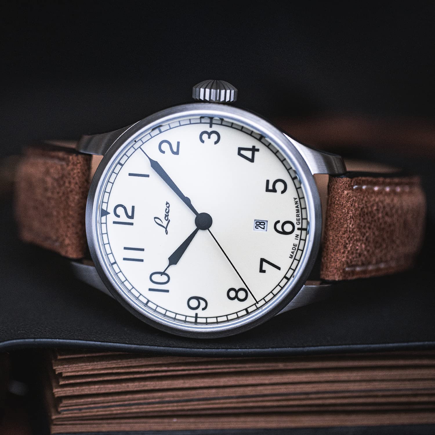 Laco Marineuhr Valencia, Damen- u. Herren Armbanduhr, braunes Lederband, Saphirglas, Ø 39 mm, Miyota 821 A/8217 Automatik, inkl. Etui - 862090