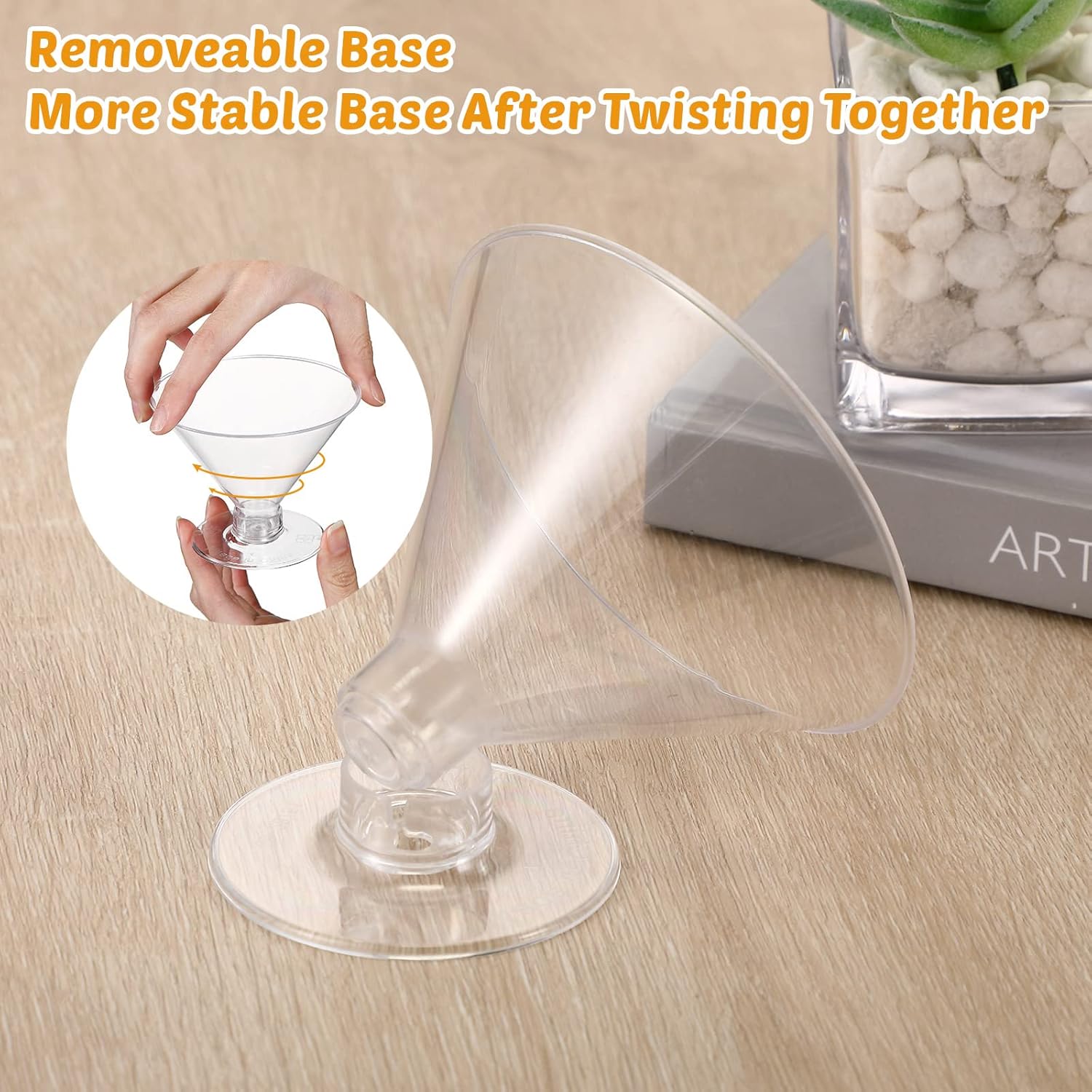 Yinkin 100 Cups and 100 Spoons Plastic Martini Glasses Disposable Cocktail Glasses Mini Martini Plastic Cups Dessert PVC Shot Unbreakable with Spoons for Weddings Party Wine Food (Clear,5 oz)
