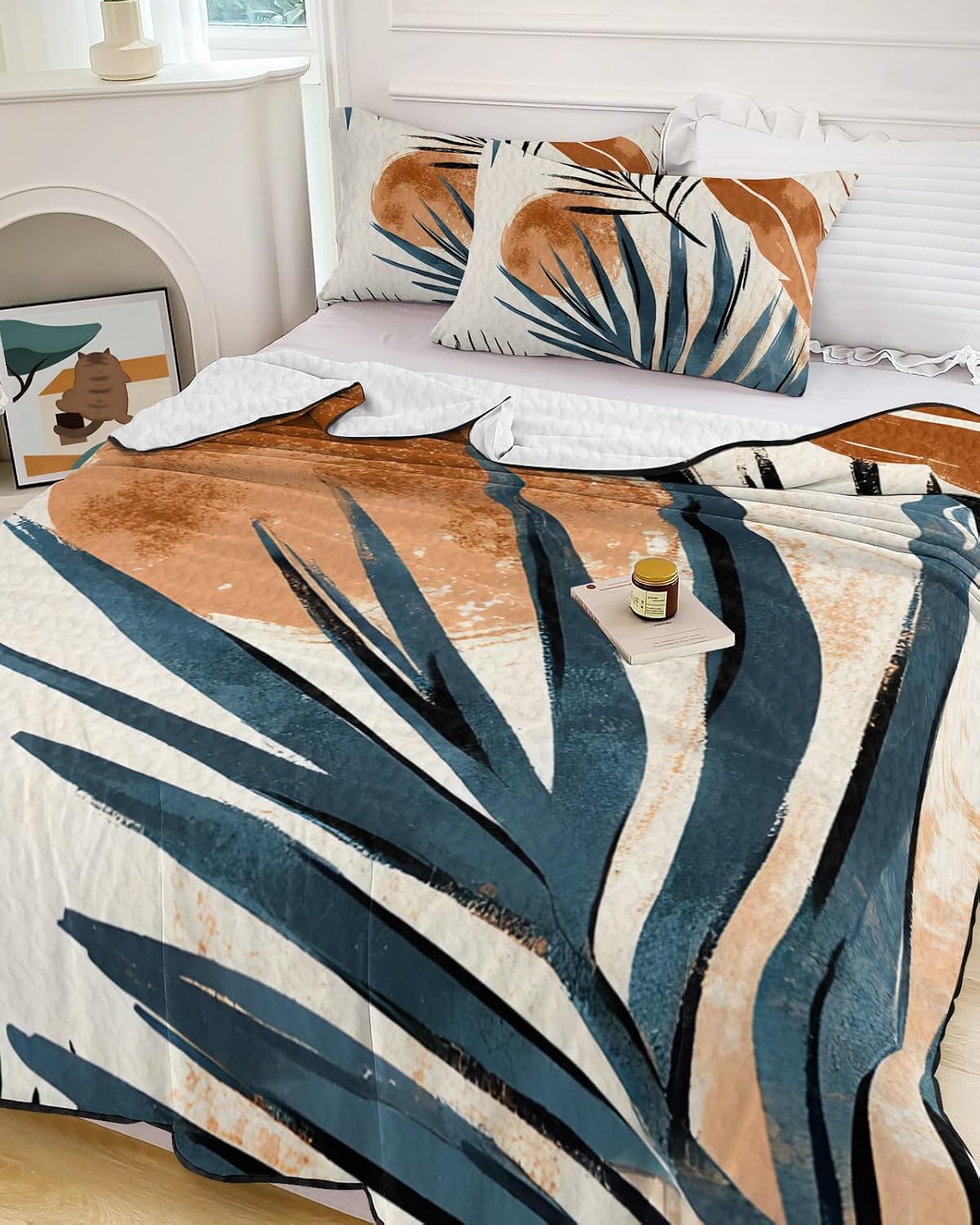 King Size Quilt Set, Abstract Leaf Boho Sun Lightweight Bedspread Coverlet Set Soft Microfiber Summer Quilt with 2 Pillow Shams, Orange Color Block Nordic Style 3 Piece Comforter Bedding Set