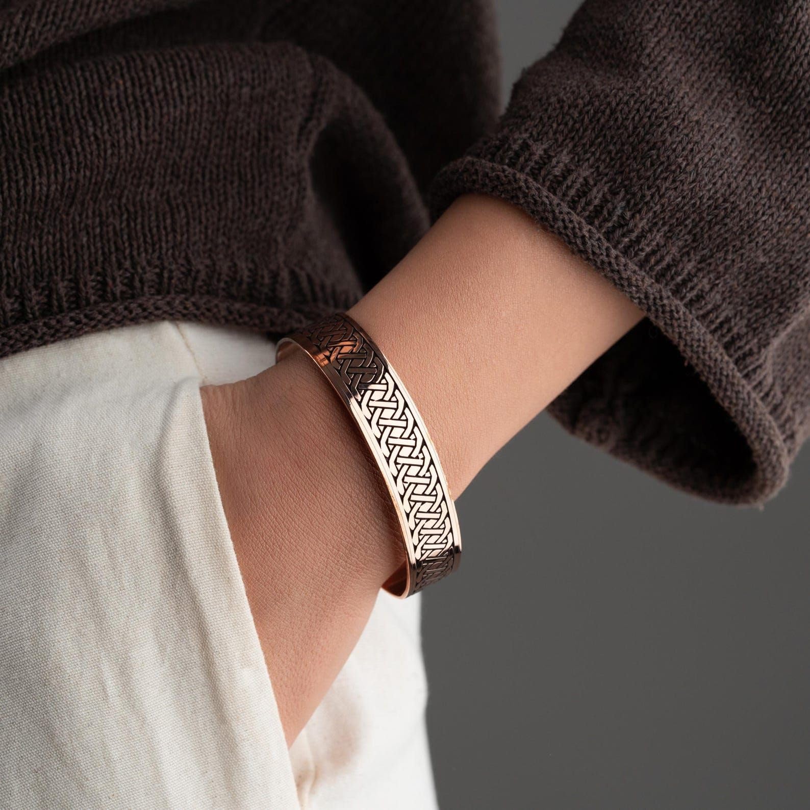 Pulsera de cobre ajustable hecha a mano Unisex pura cobre curación de la joyería de diseño celta