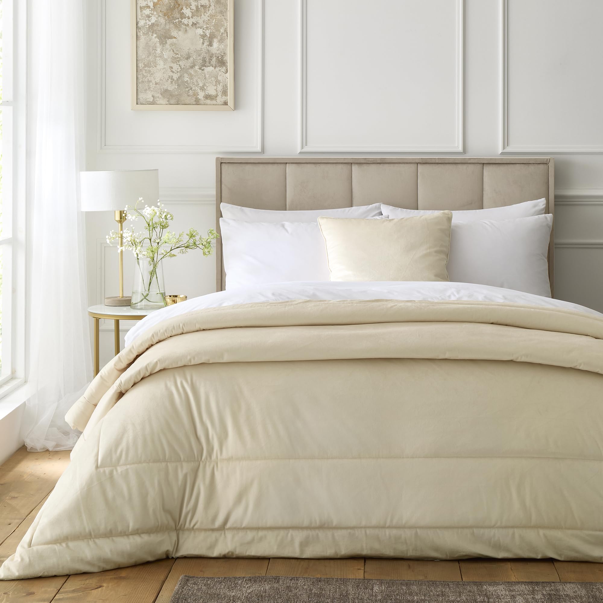 Colcha de terciopelo crema Appletree Heritage Harlan de 235x235 cm para cama matrimonial