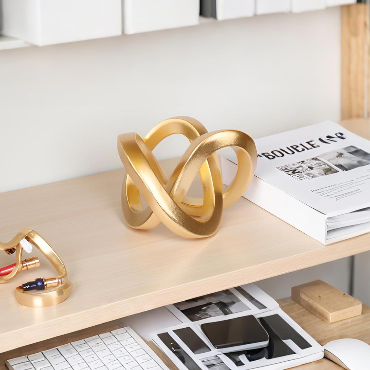 Gold Knot Decor for Coffee Table Book,Chain Link Decor for Bookshelf Entry Table TV Stand,Knot Sculpture for Home Living Room,Accent Decoracions para sala,adornos para sala Modernos