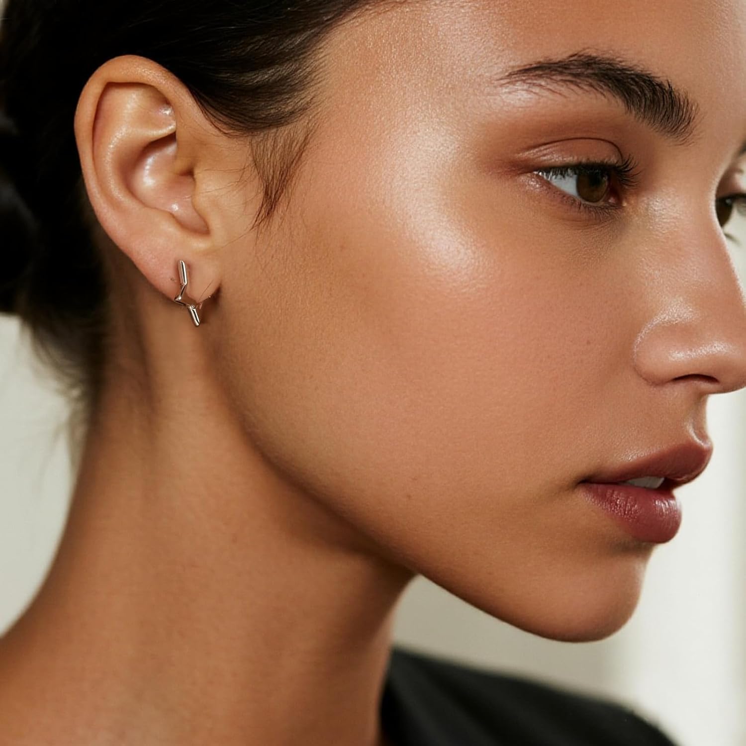 925 Sterling Silver Star Earrings for Women Cute Small Hoop Earrings Dainty Huggie Star Earring Holiday Simple Jewelry Gifts for Women Her - Image 4