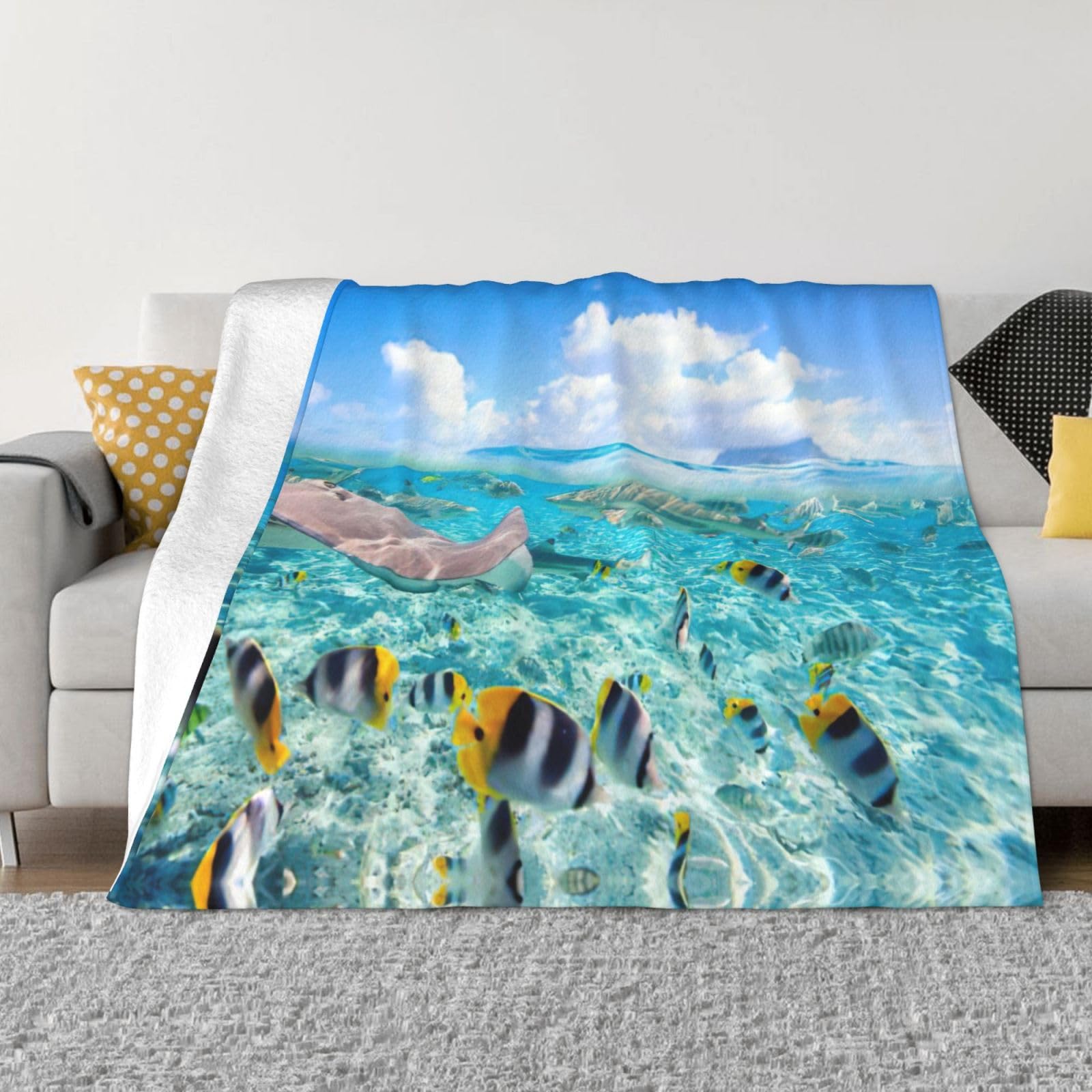 Couverture en flanelle poissons pour vos soirées canapé et voyages
