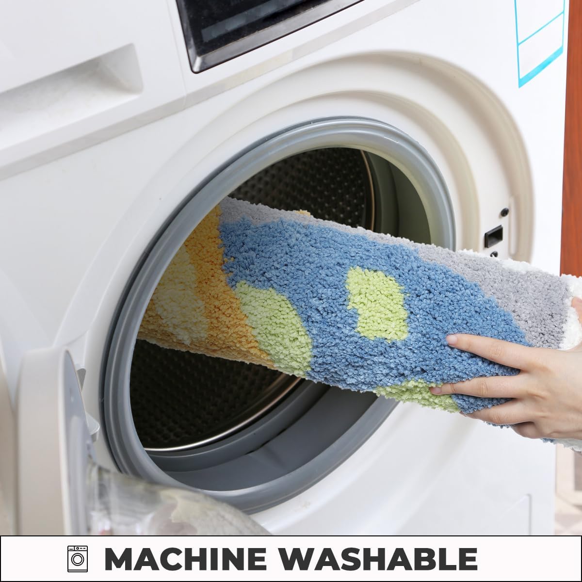 Planets Bathroom Mat Soft Fluffy Absorbent Rug Non-Slip and Machine Washable Carpet for Bathroom, Sink and Bedroom (Rush Out into Space, 31"x20")