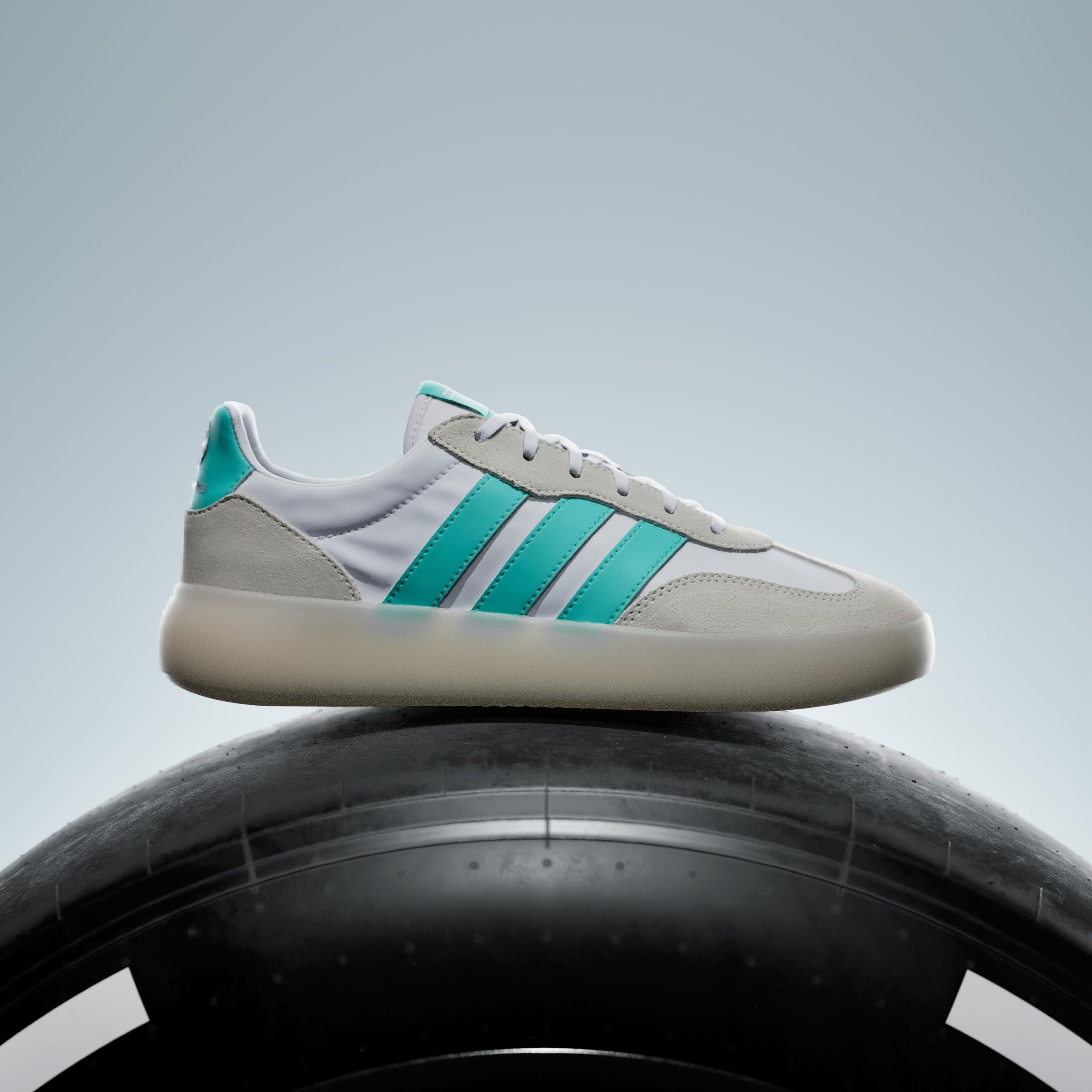 adidas Unisex Chaussure Mercedes - AMG Petronas Formula One Team BARREDA Decode