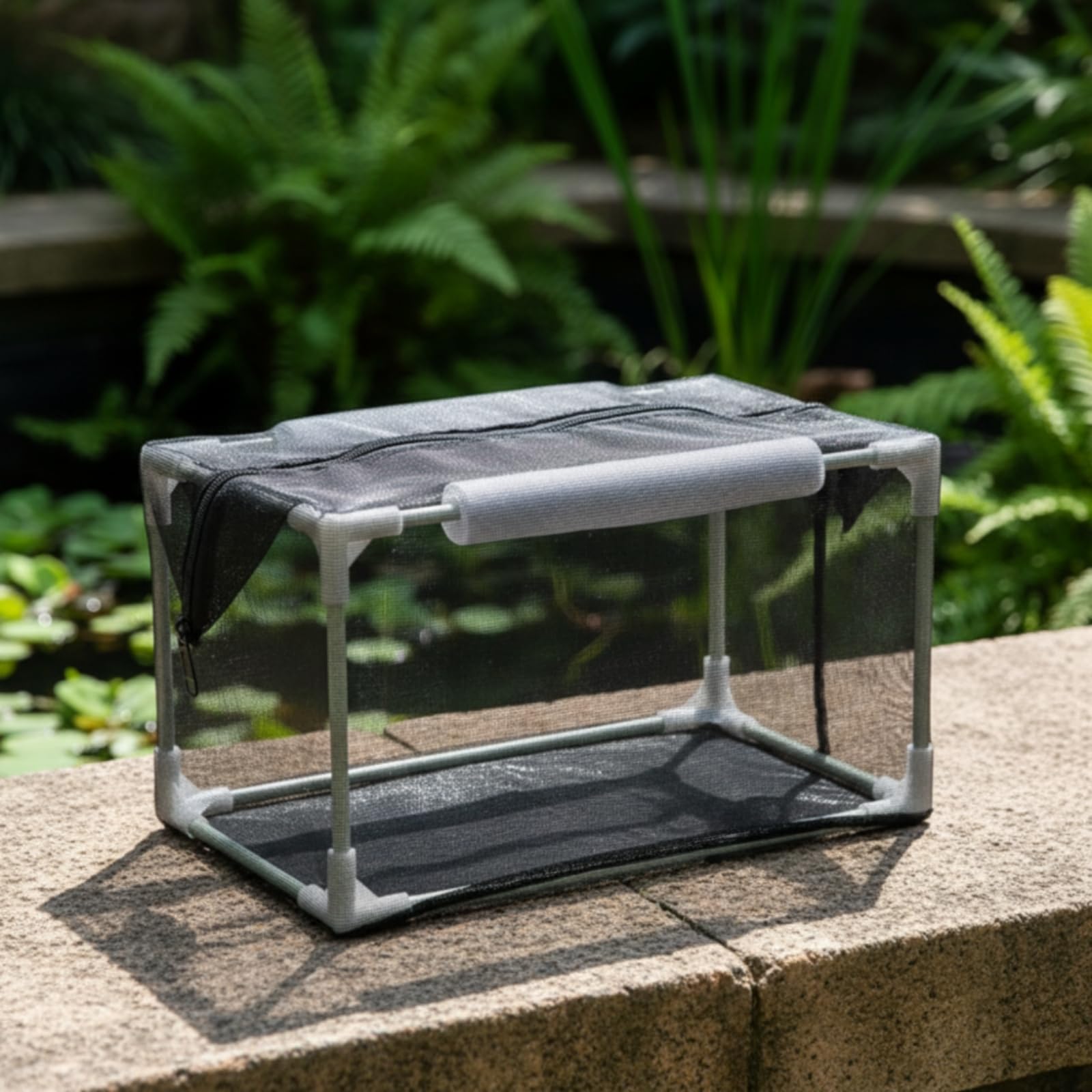 Aquakultur Netz Käfig Fisch Zuchtkäfig Aufzuchtbehälter mit Reißverschluss Und Stabilem Rahmen aus Fiberglas Schaum für Aquarium Teich Quarantäne Beobachtung, 62 32 32cm