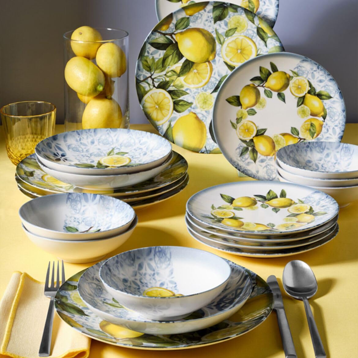 Elegancki 24-częściowy serwis obiadowy, 100% porcelana, łącznie z talerzami do serwowania, miskami i talerzami deserowymi, nadaje się do mycia w zmywarce i używania w kuchence mikrofalowej