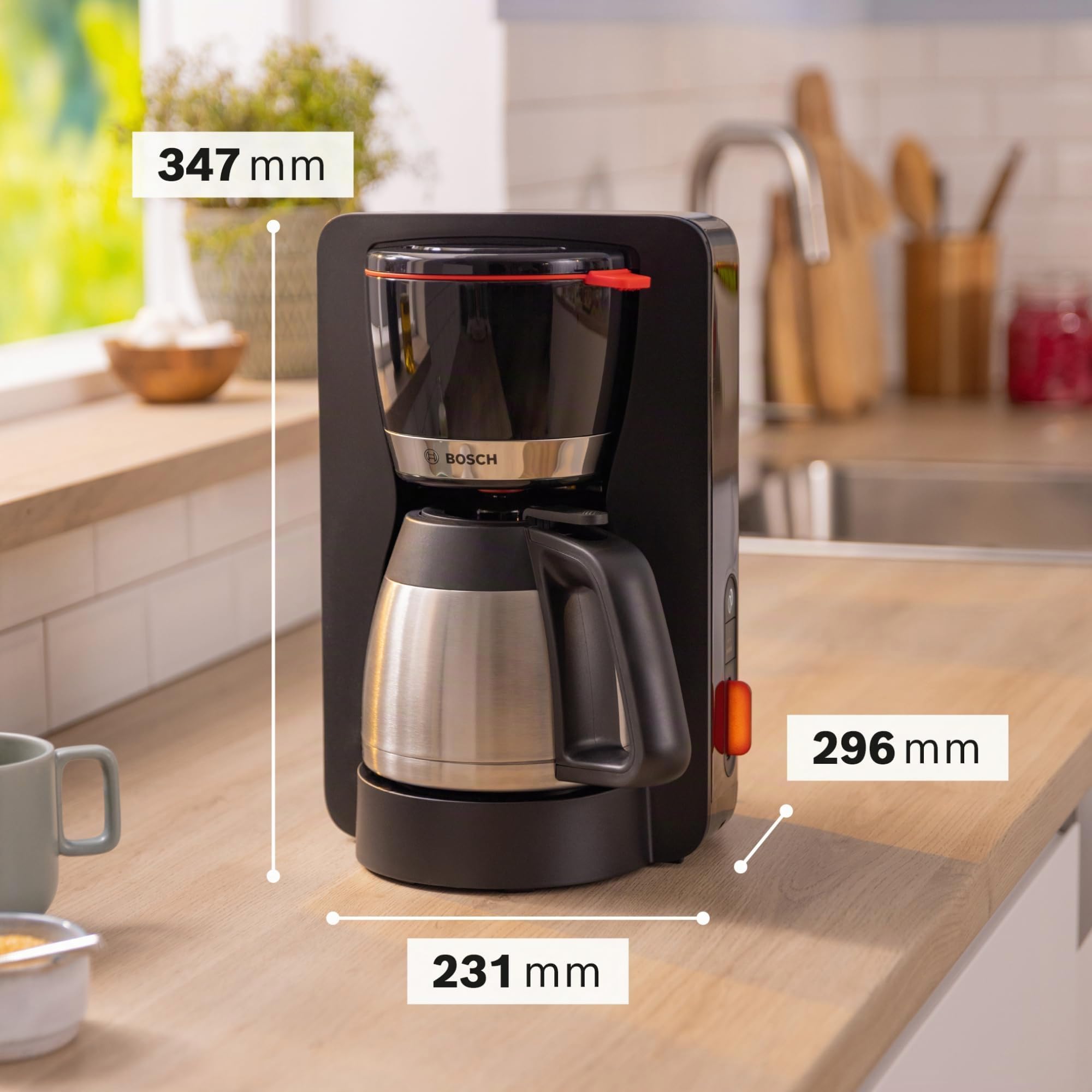 Bosch, machine à café filtre,MyMoment,réservoir d'eau amovible,verseuse isotherme en acier inoxydable à double paroi,arrêt automatique,AromaPlus, fonction Anti-Goutte, détartrage facile,noir,TKA6M273
