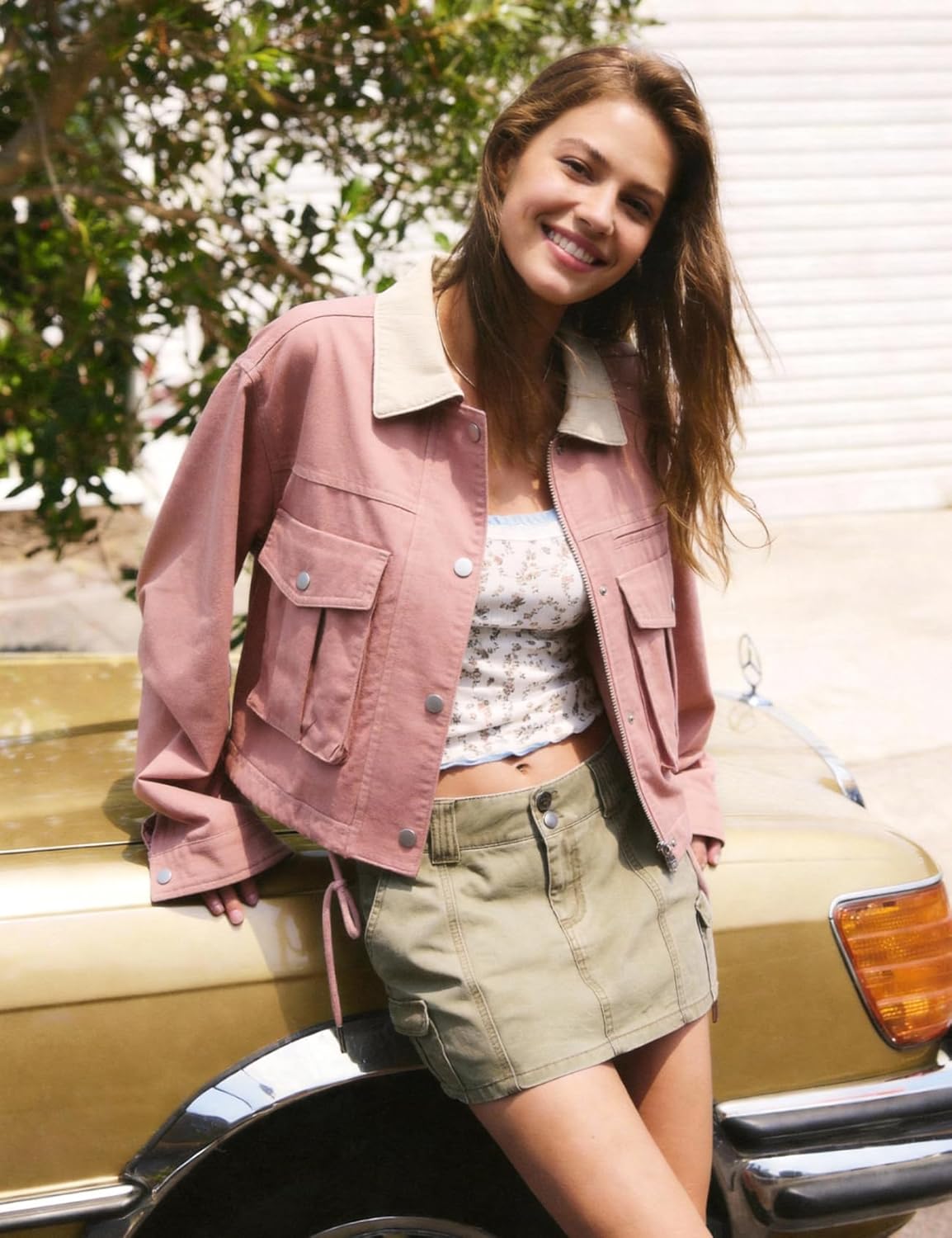 Flygo Womens Cropped Jacket 2026 Trendy Contrast Collar Barn Jacket Zip Up Oversized Utility Coat with Pockets