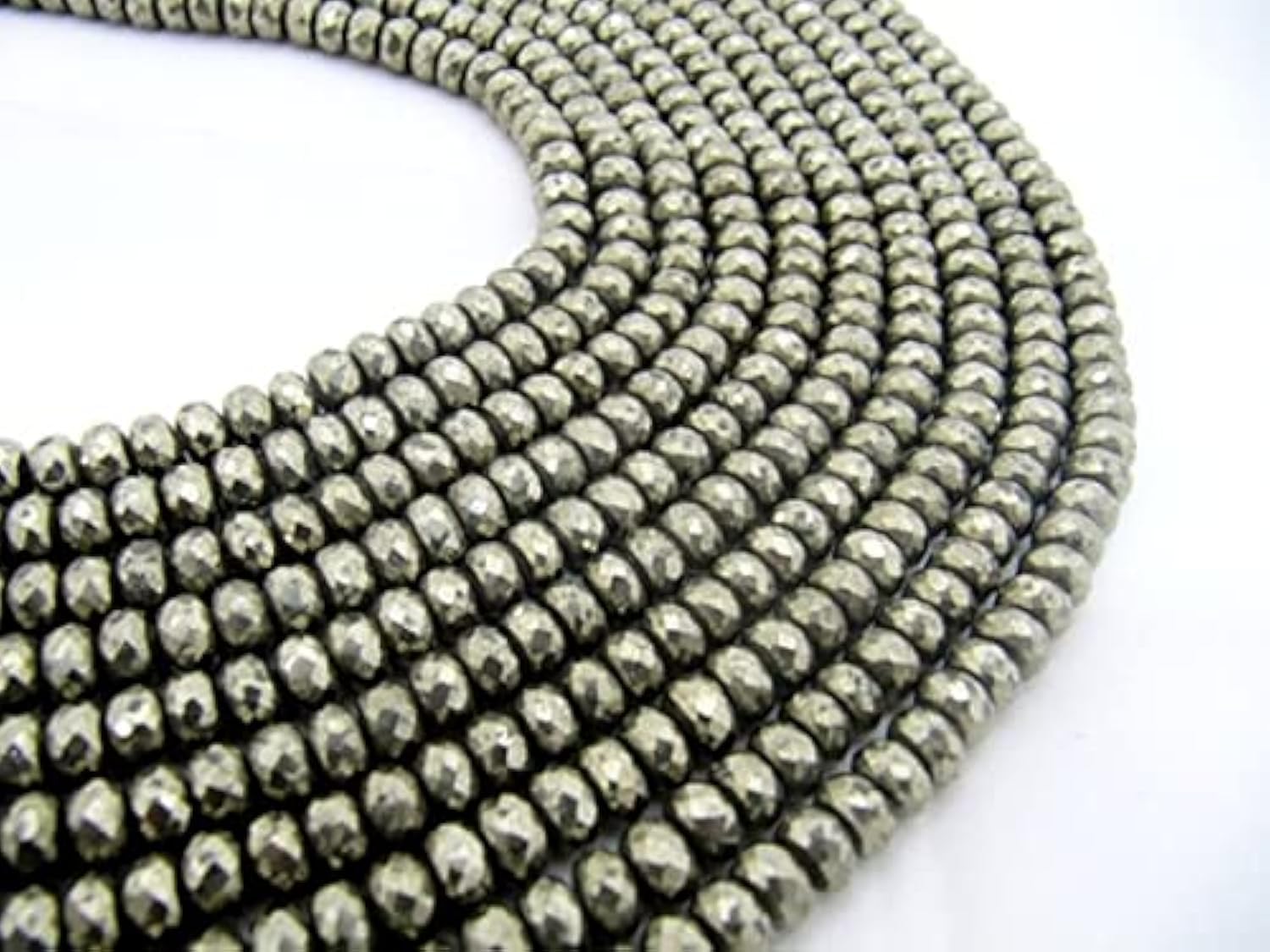 Perles de pyrite authentiques 6-8mm pour éviter les imitations plastiques