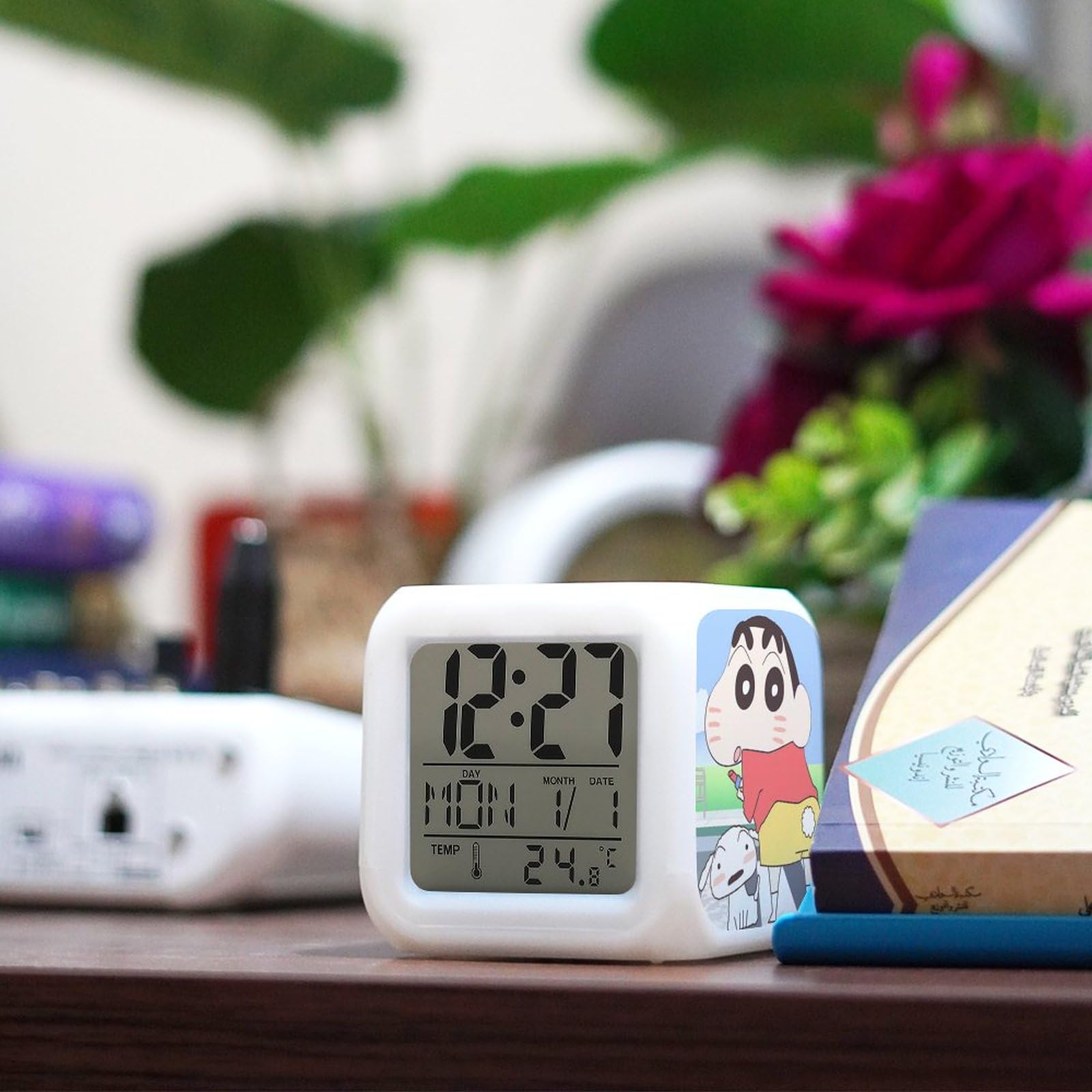 Amazon.co.jp: クレヨンしんちゃん 目覚まし時計 アナログ 大音量