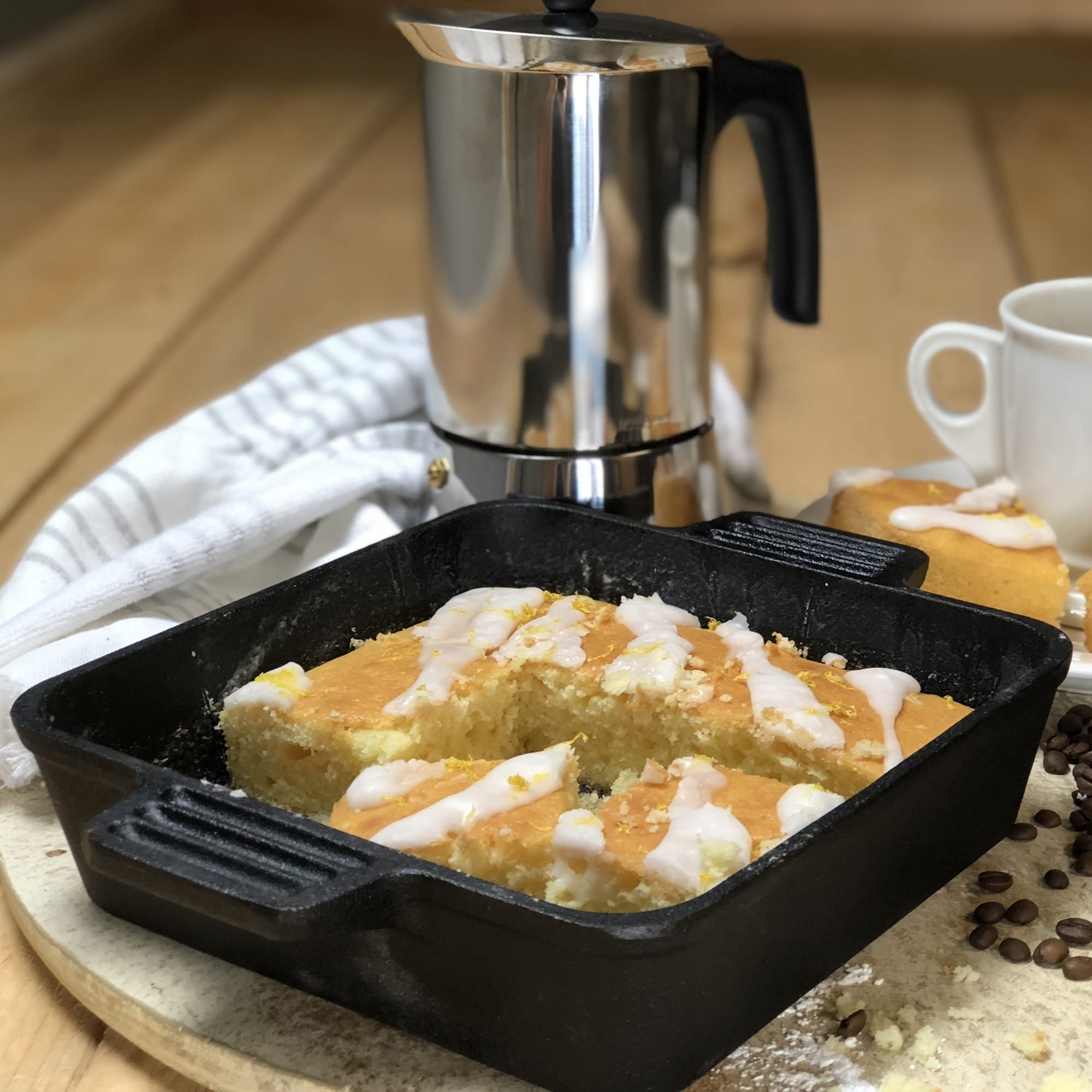 Amazon.com : Bayou Classic 7472 8-in Cast Iron Square Cake Pan